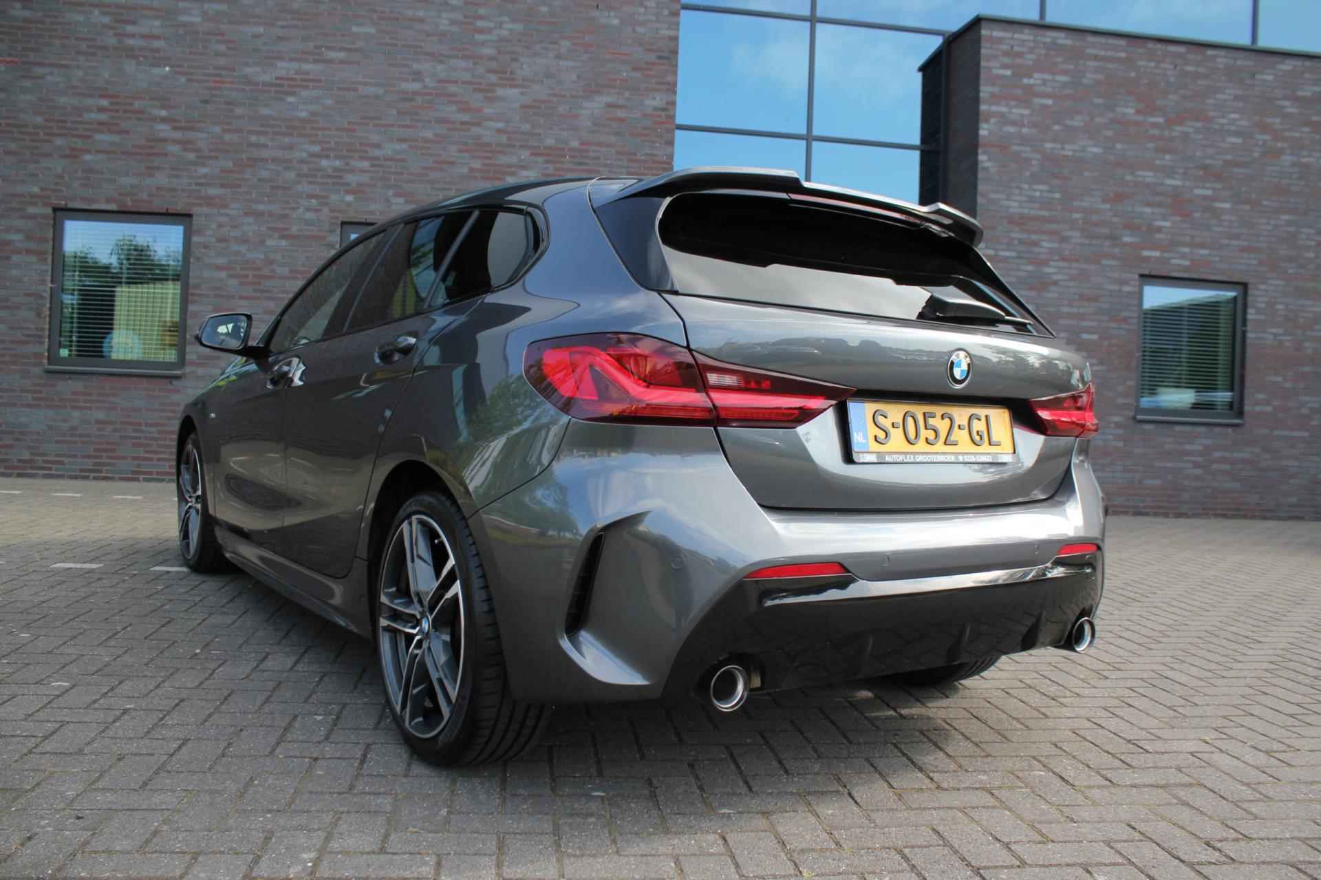 BMW 1-serie 118d High Executive - 8/17