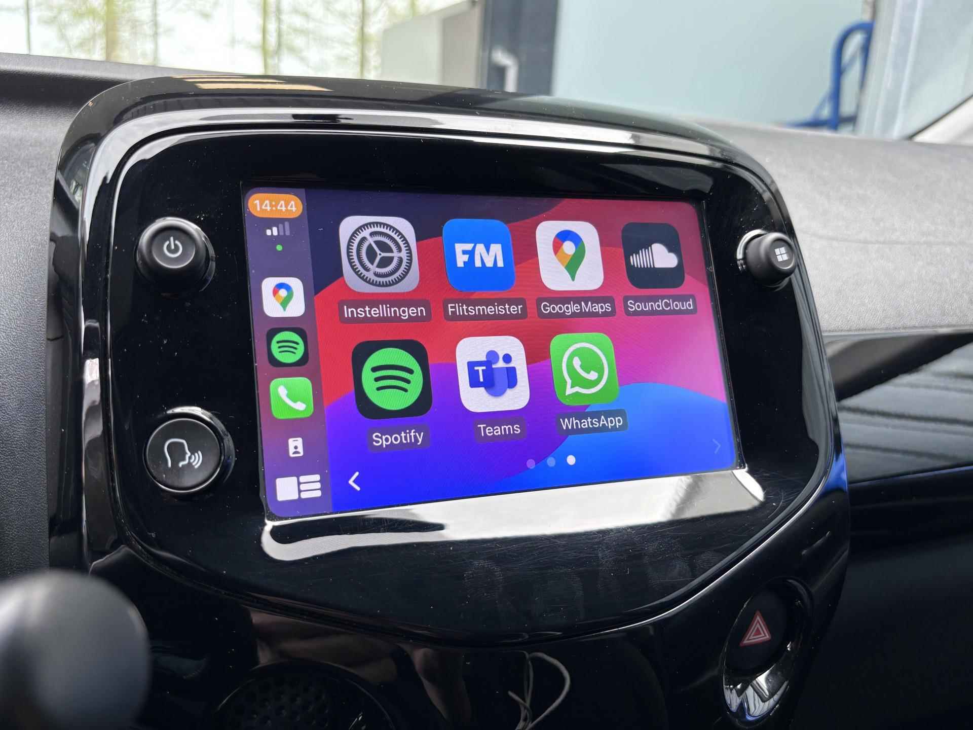 Peugeot 108 5-deurs TOP! Collection 1.0 e-VTi 72pk CLIMA | STOELVERW. | DAB+ | APPLE CARPLAY / ANDROID AUTO - 41/63