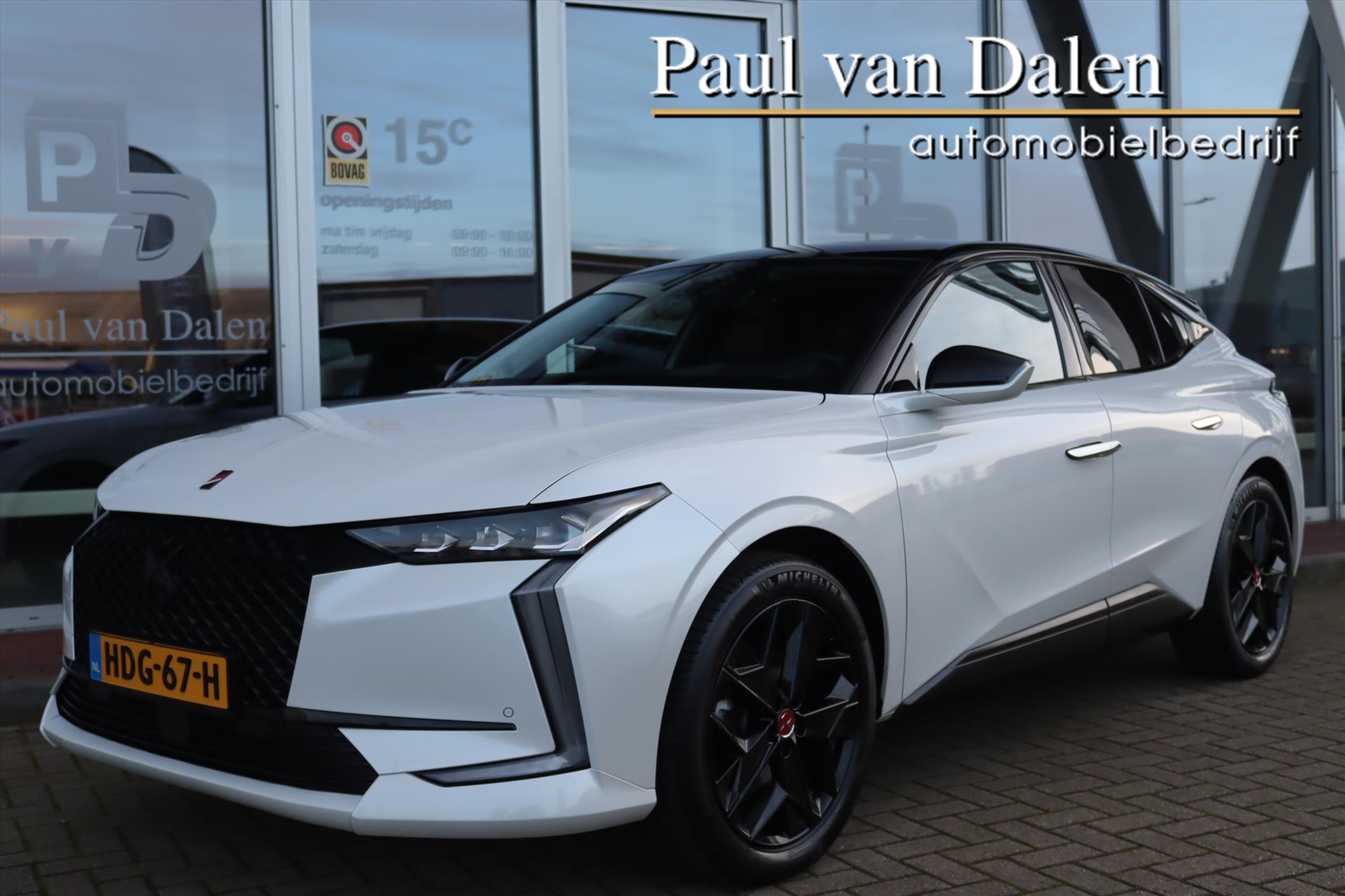 Ds Ds 4 1.2T 130PK AUTOMAAT PERFORMANCE LINE+ Navi | Smart Touch | Camera | 19 Inch Lm | Matrix Led | Trekhaak | Head Up | Stoel/stuurverw. | Pdc | Keyless |