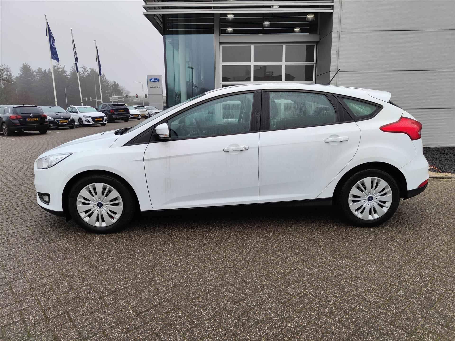 FORD Focus 1.0 EcoBoost 100pk 5-deurs Trend Edition | Navigatie | Parkeersensoren | carplay - 3/22