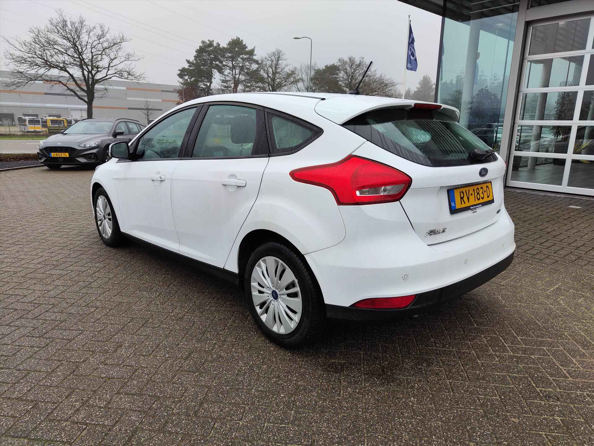 FORD Focus 1.0 EcoBoost 100pk 5-deurs Trend Edition | Navigatie | Parkeersensoren | carplay - 4/22