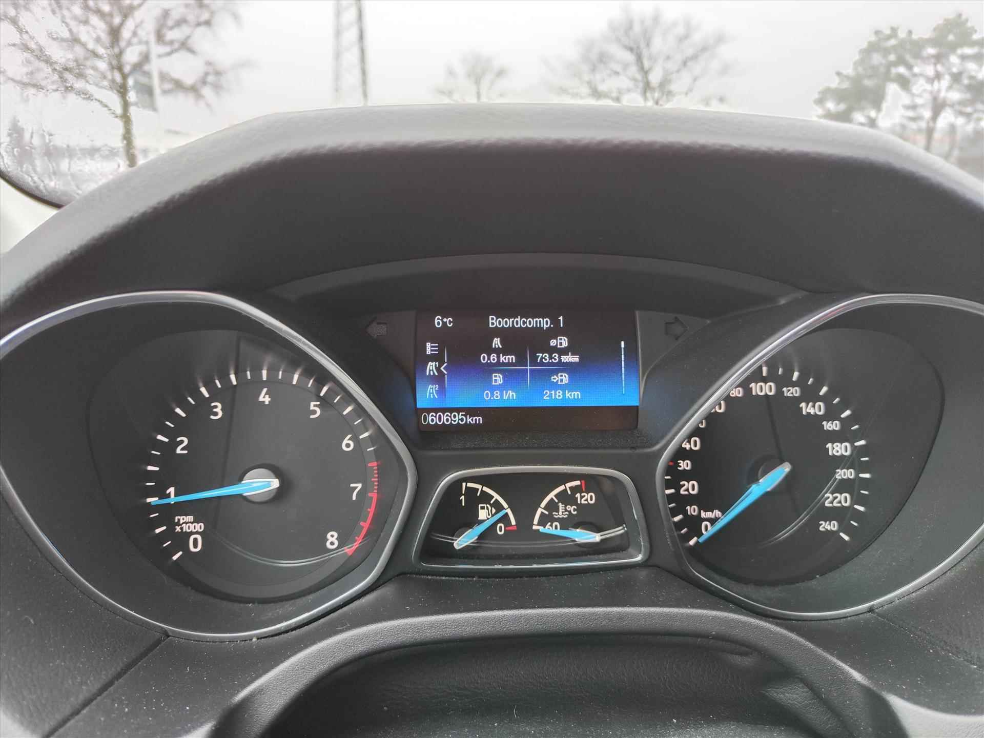 FORD Focus 1.0 EcoBoost 100pk 5-deurs Trend Edition | Navigatie | Parkeersensoren | carplay - 15/22