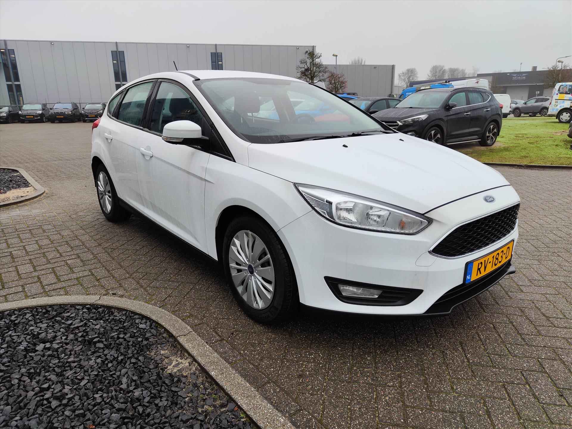 FORD Focus 1.0 EcoBoost 100pk 5-deurs Trend Edition | Navigatie | Parkeersensoren | carplay - 16/22