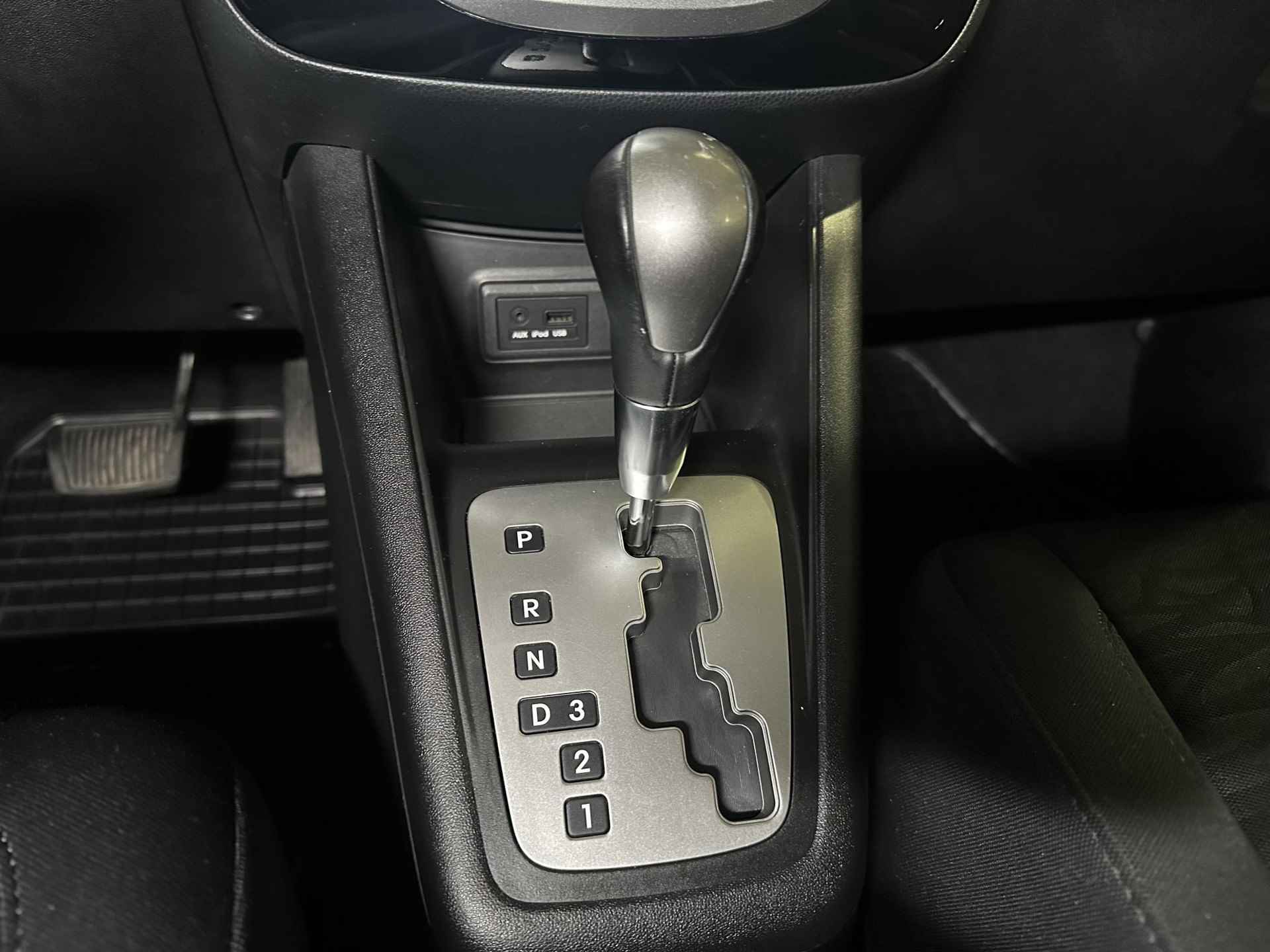 Hyundai ix20 1.6i i-Catcher Automaat | Navigatie | Panoramdak | Cruise Control | - 15/18