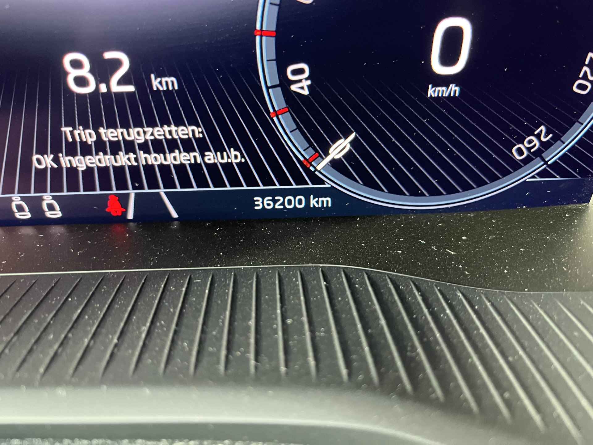 Škoda Karoq 1.5 TSI ACT Sportline / AUTOMAAT/ PANO/ TREKHAAK/ CAMERA/ PARK. SENSOREN/ LED/ DODE HOEK/ STOEL VERWARM. V EN A/ KEYLESS/ VIRTUAL COCKPIT/ ADAPT. CRUISE/ APP CONNECT/ NAVI/ CLIMA/ DAB/ 19" LMV/ - 5/32