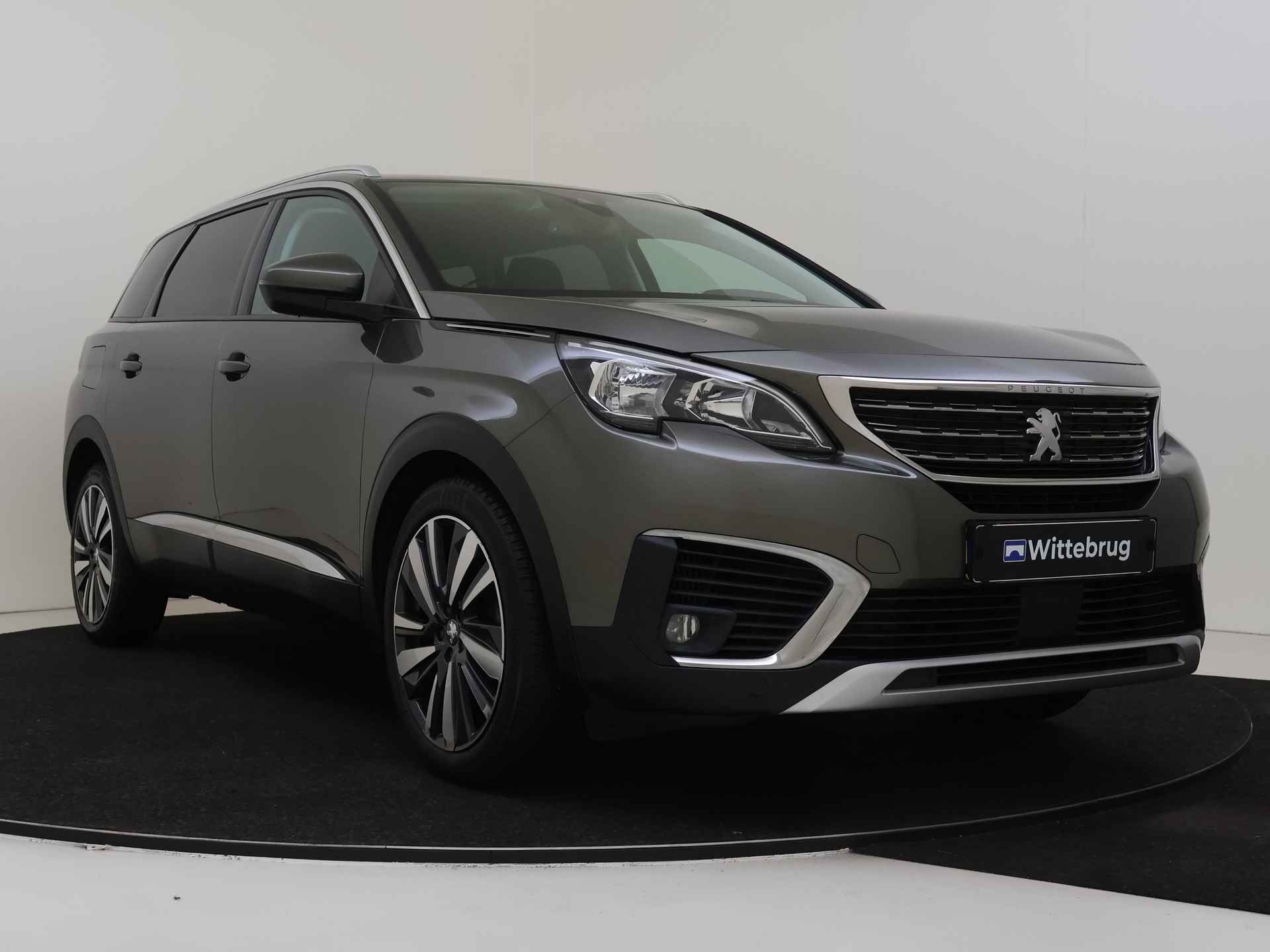 Peugeot 5008 1.2 PureTech Allure | Navigatie | Climate Control | Apple Carplay Ypenburg - 4/43