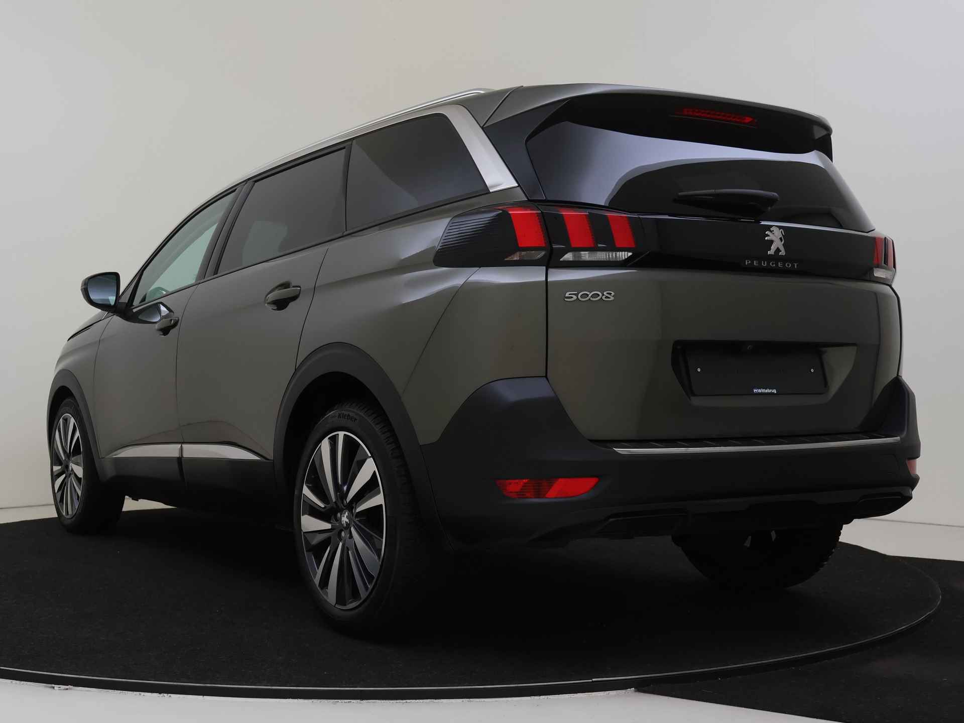 Peugeot 5008 1.2 PureTech Allure | Navigatie | Climate Control | Apple Carplay Ypenburg - 5/43