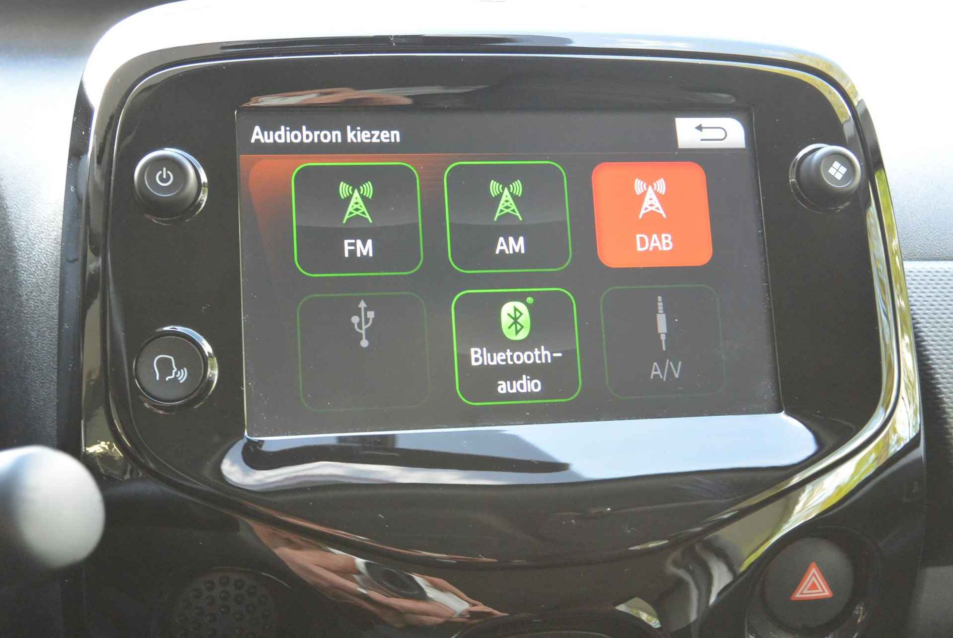 Citroën C1 VTi 72pk Feel │ Pack Techno │ Apple Carplay™ & Android Auto™ │ All season banden - 38/55