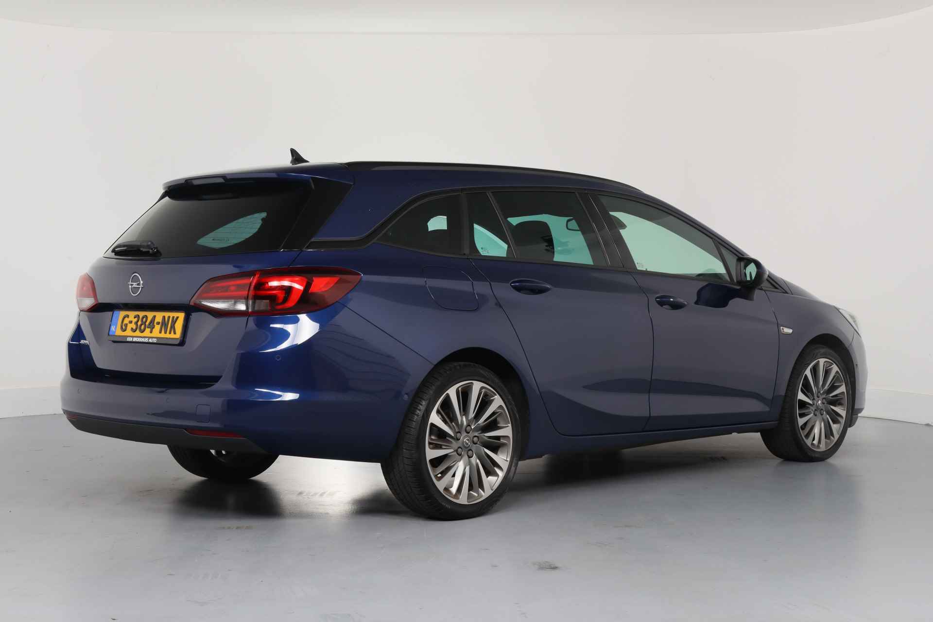 Opel Astra Sports Tourer 1.2 Launch Edition | AGR | LED | Winter Pakket | Keyless | BOSE | Camera | Navi | Clima | Cruise Control | Parkeer - 5/44