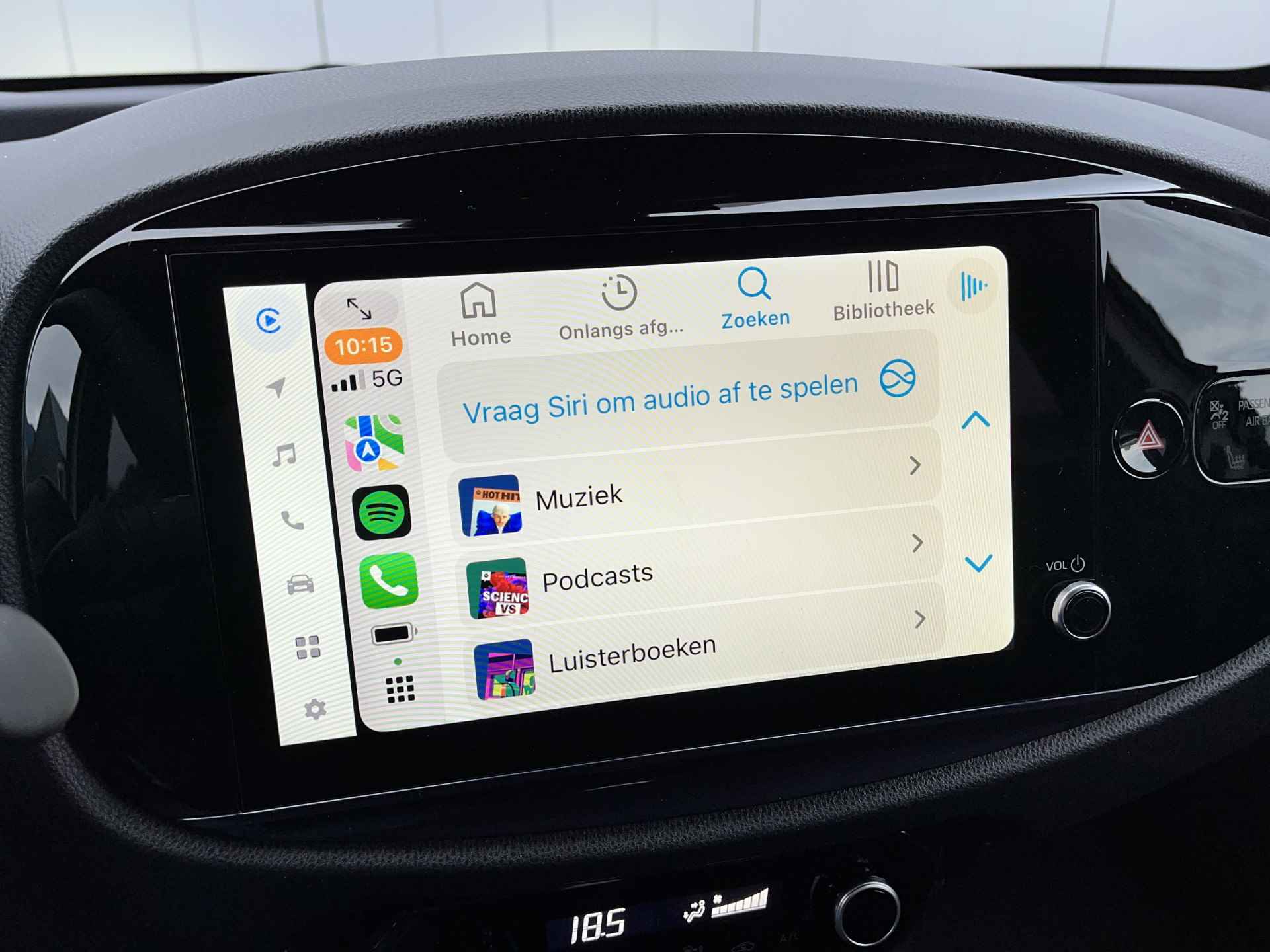 Toyota Aygo X 1.0 VVT-i MT JBL Bi-Tone JBL audio Apple carplay Andriod Auto NL Auto! Nieuw - 14/25