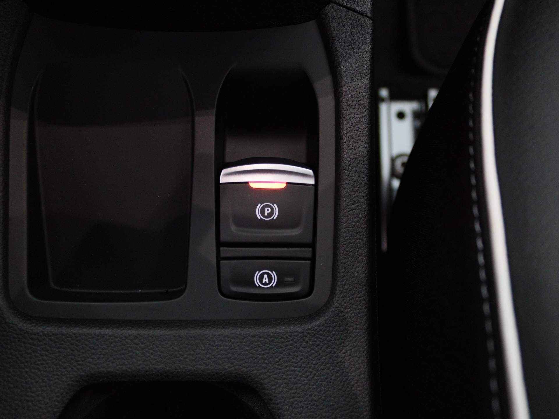 Renault Clio TCe 90pk Techno ALL-IN PRIJS! Camera | Climate | 9,3" Navi | Parkeersensoren V+A - 19/36