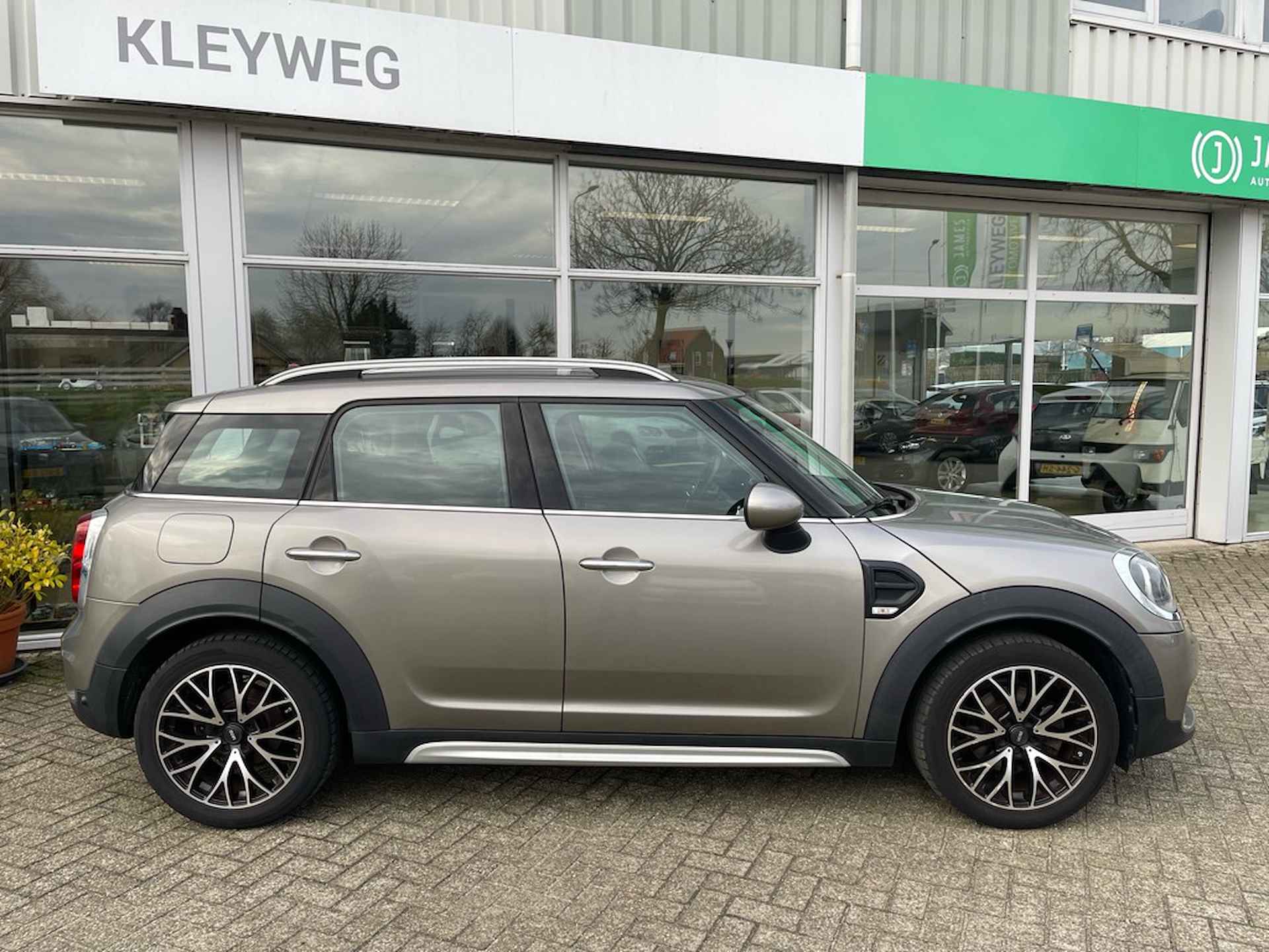 Mini Mini Countryman 1.5 Cooper Bns Ed, Nav, Pdc, Dakrail - 6/27