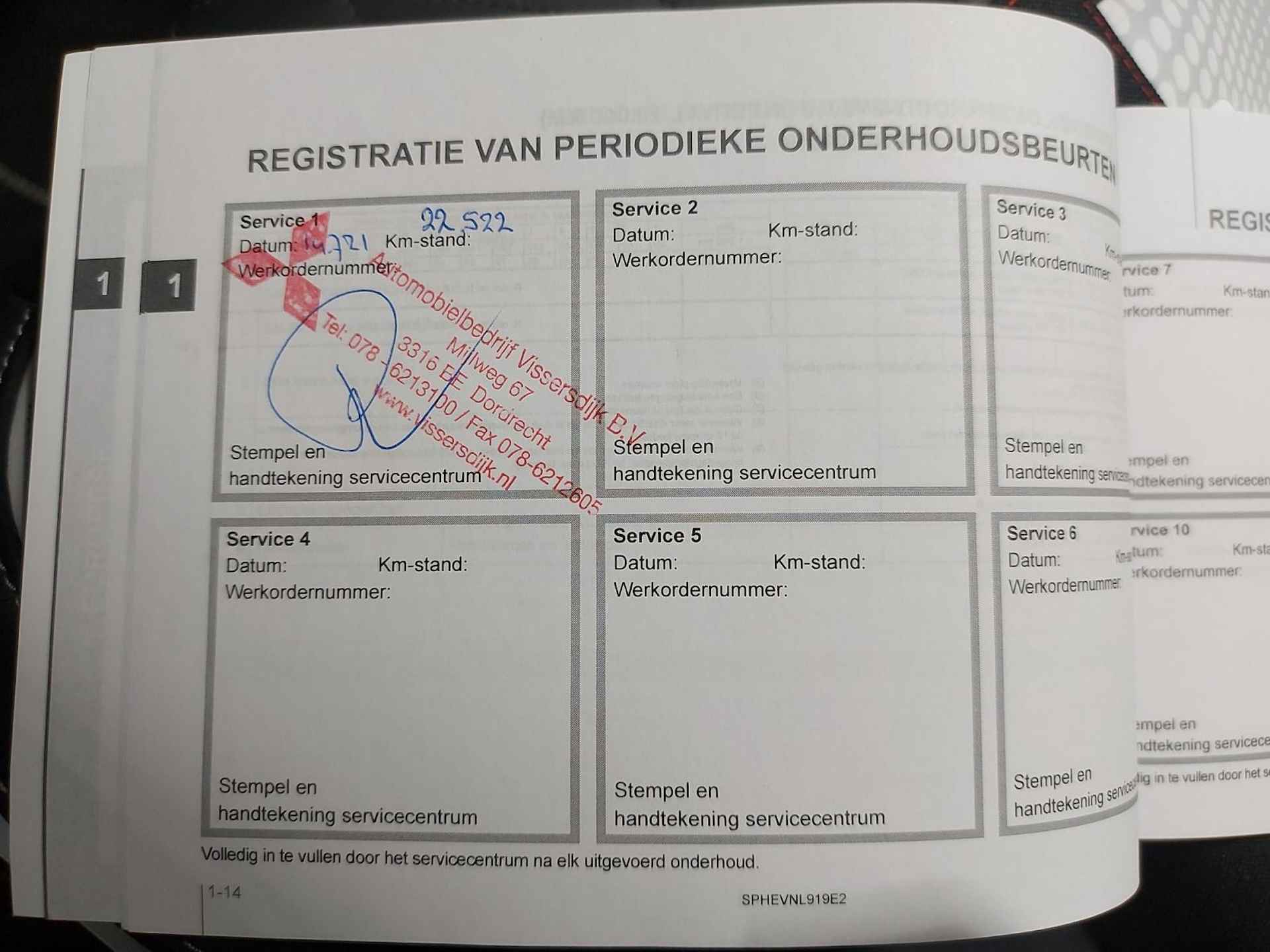 Mitsubishi Outlander 2.4 PHEV Instyle | Schuif/Kantel dak | 360-Camera | Parkeersensoren | Dodehoek detectie | Lederen bekleding | Stuur/Stoelverwarming | Elektrische achterklep | Automatische regen/lichtsensoren | Elektrische bestuurdersstoel | Premium audio installatie | Keyless entry | Apple Carplay/Android auto | - 45/46