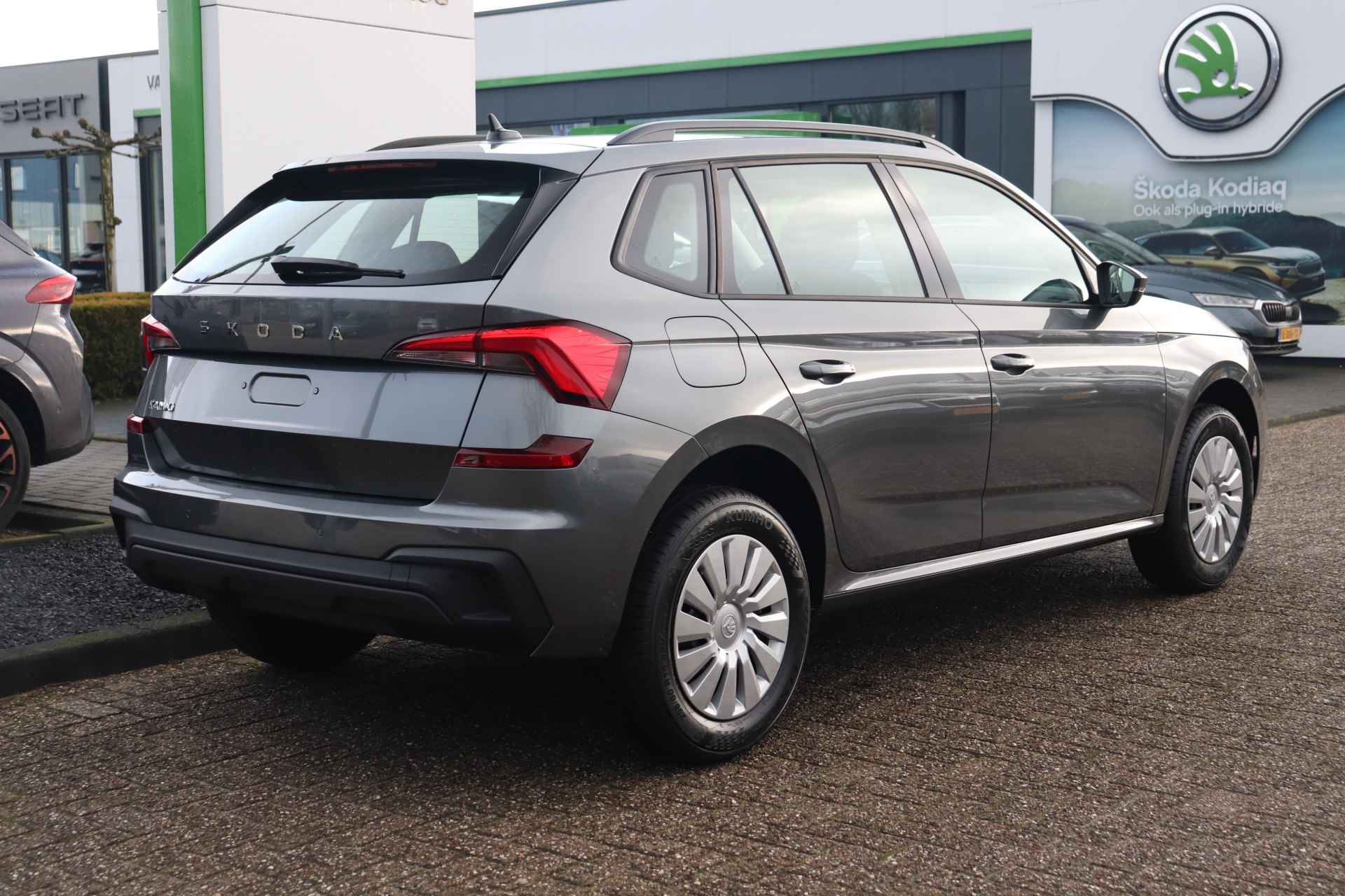 Škoda Kamiq 1.0 TSI Essence | Private lease €429,- | Trekhaak | Parkeersensoren | Cruise Control | Apple Carplay/Android Auto - 10/26