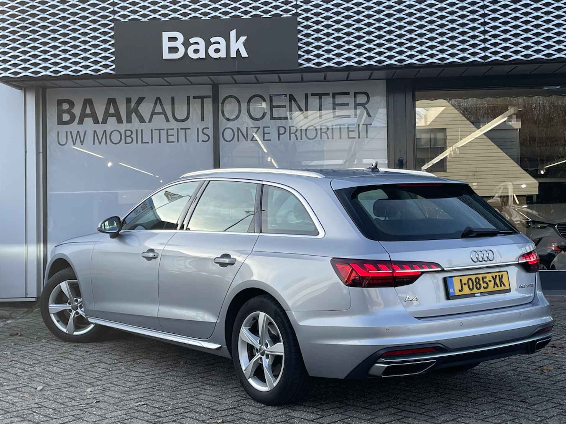 Audi A4 Avant 40 TFSI quattro Business Edition | Automaat | Trekhaak Wegklapba - 3/30