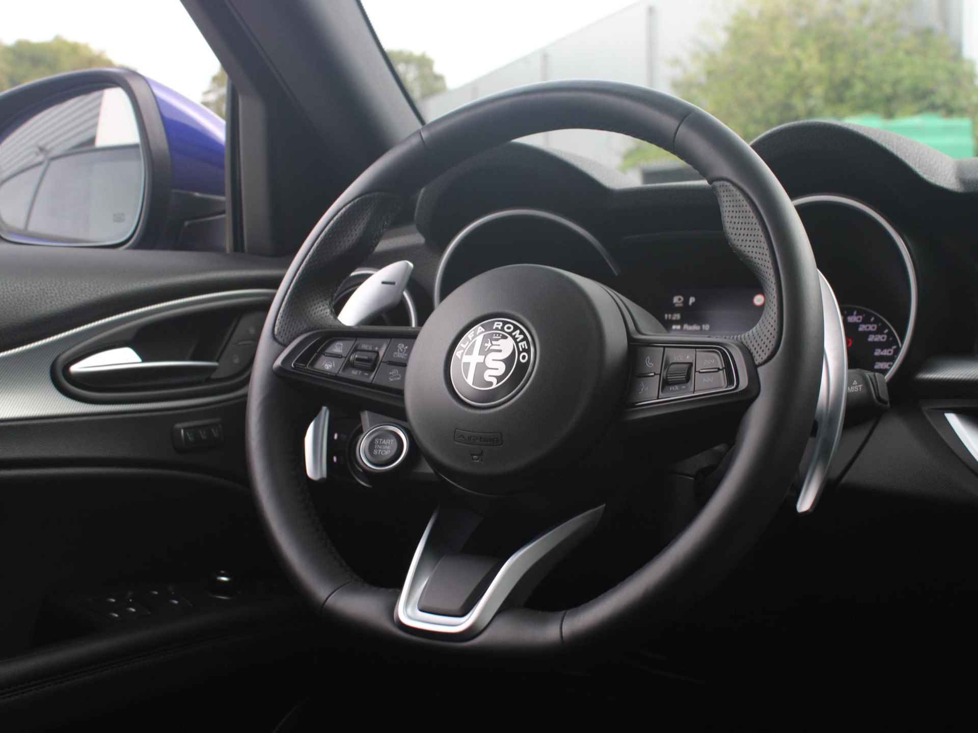 Alfa Romeo Stelvio 2.0 Turbo Aut. 320pk AWD Sprint | Veloce Int. | Xenon | Navi | Leder | Schuif-/Kanteldak | Apple Carplay | 20" | Adas 2 | Stoel-/stuurverwarming | Camera - 33/37