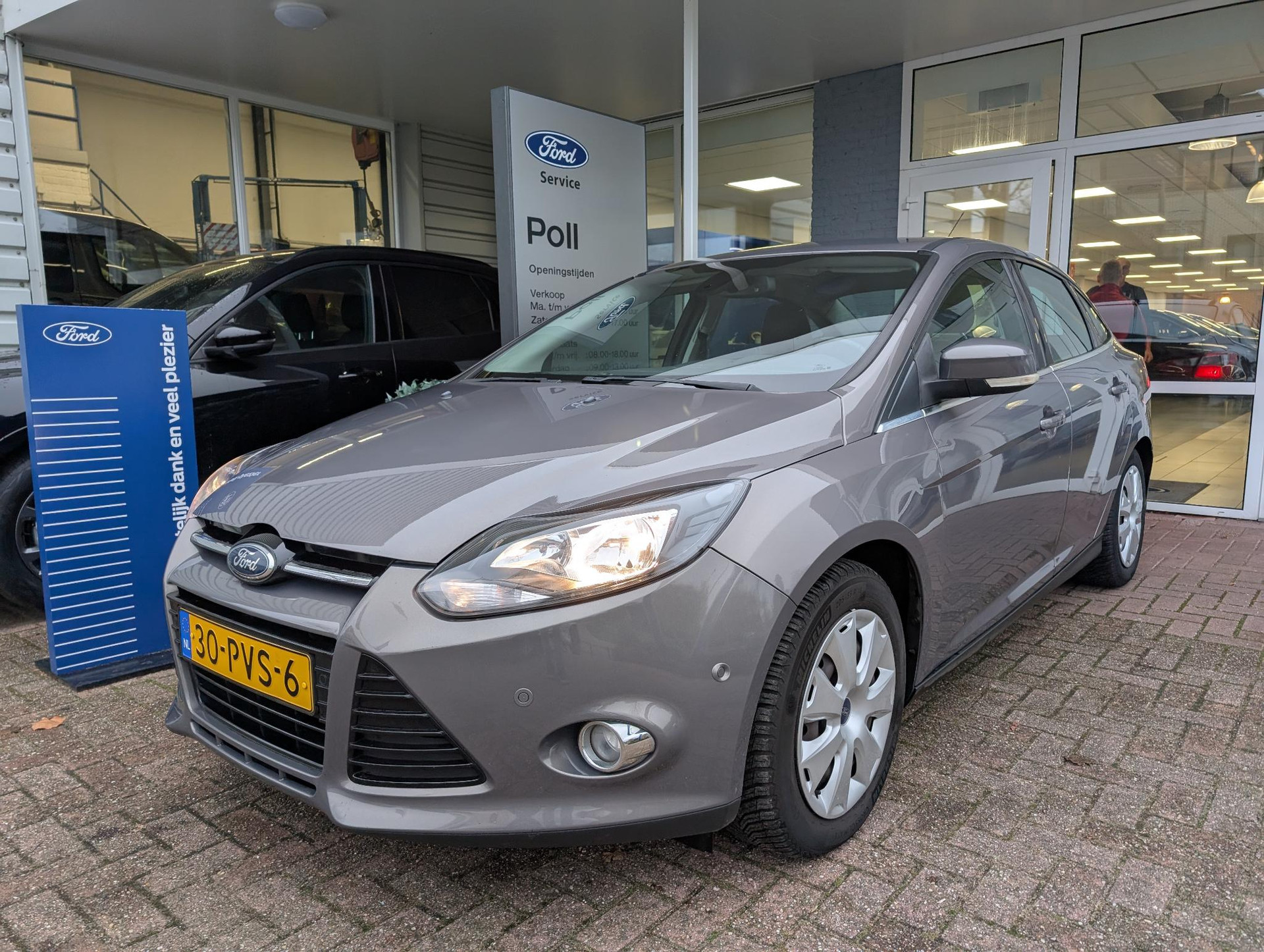 Ford Focus 1.6 TI-VCT 125pk Titanium X-pack Trekhaak Zeer luxe 1e Eigenaar Dealeronderhouden Nw APK