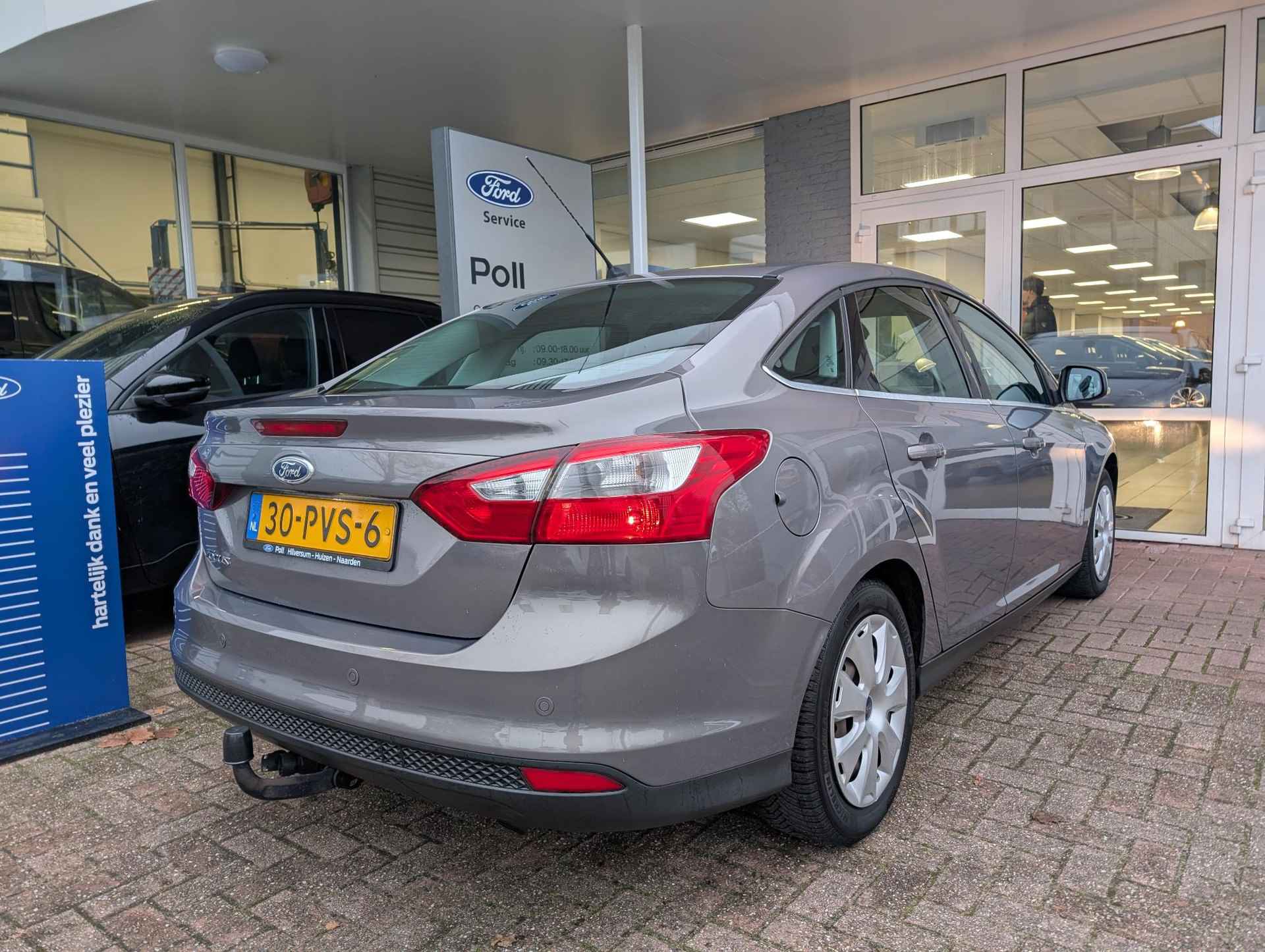 Ford Focus 1.6 TI-VCT 125pk Titanium X-pack Trekhaak Zeer luxe 1e Eigenaar Dealeronderhouden Nw APK - 6/33