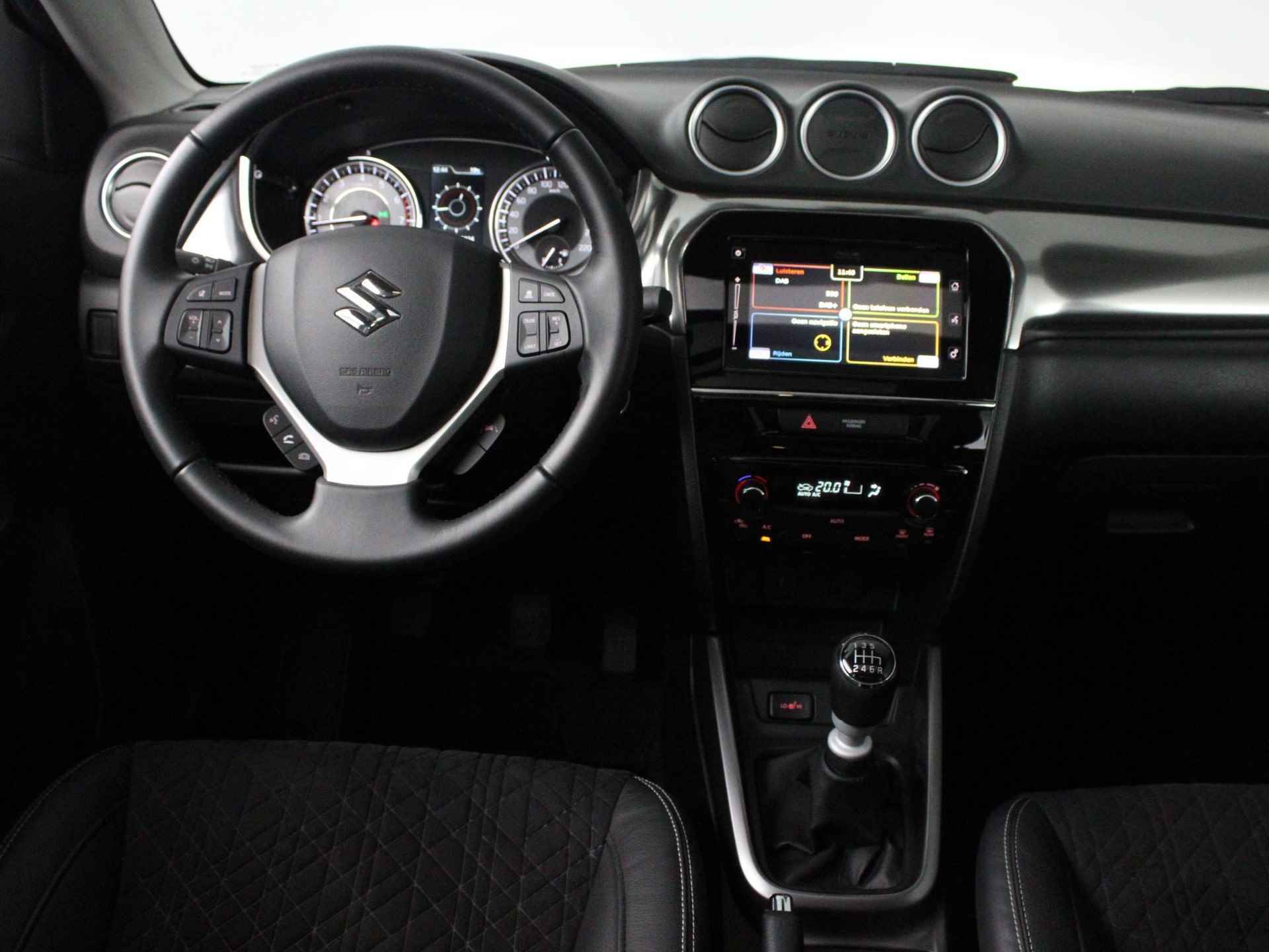 Suzuki Vitara 1.4 Boosterjet Style Smart Hybrid | Adaptieve Cruise Control | Navigatie | Panorama/schuifdak | - 41/43