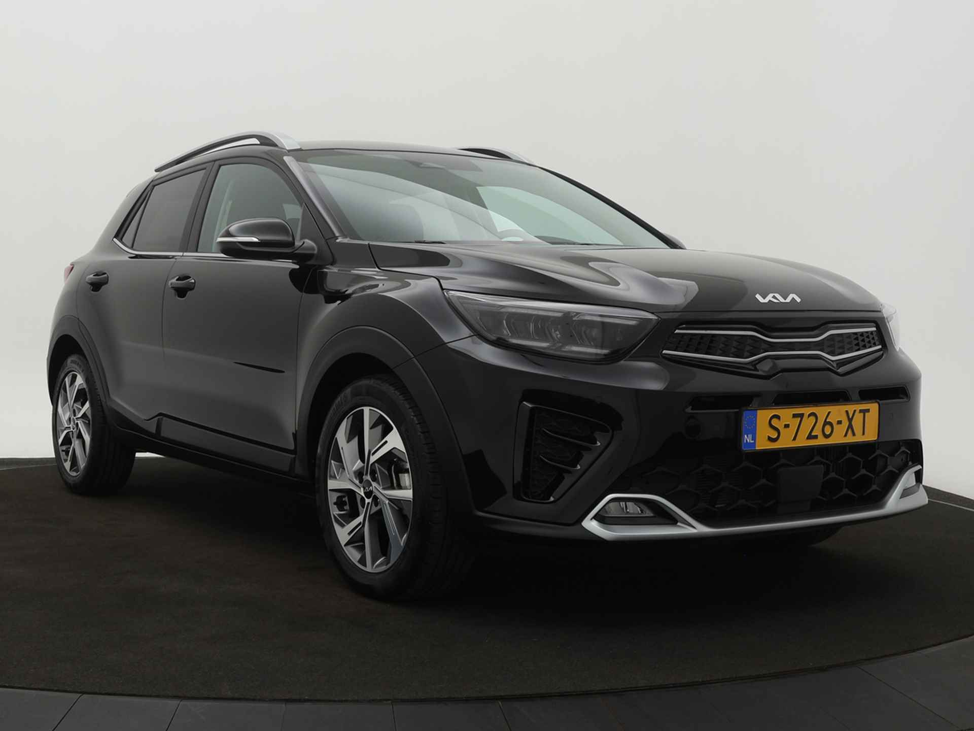 Kia Stonic 1.0 T-GDi MHEV GT-PlusLine - Schuifkanteldak - Stoel en stuurwiel verwarming - Apple CarPlay/Android Auto - Led koplampen - Fabrieksgarantie tot 05-2030 - 11/49