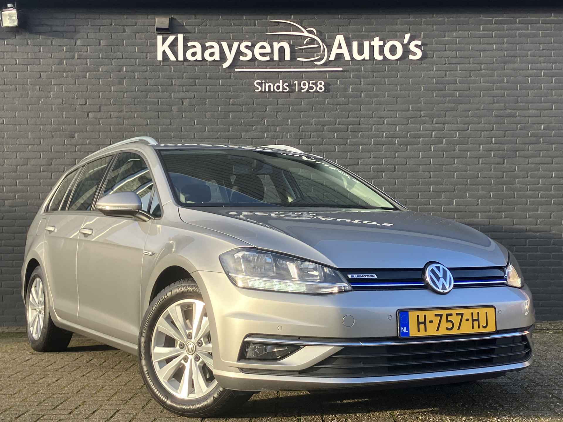 Volkswagen GOLF Variant 1.5 TSI Comfortline Business | 1e eigenaar | dealer onderh. | navigatie | sportstoelen | apple carplay | adaptieve cruise - 4/36