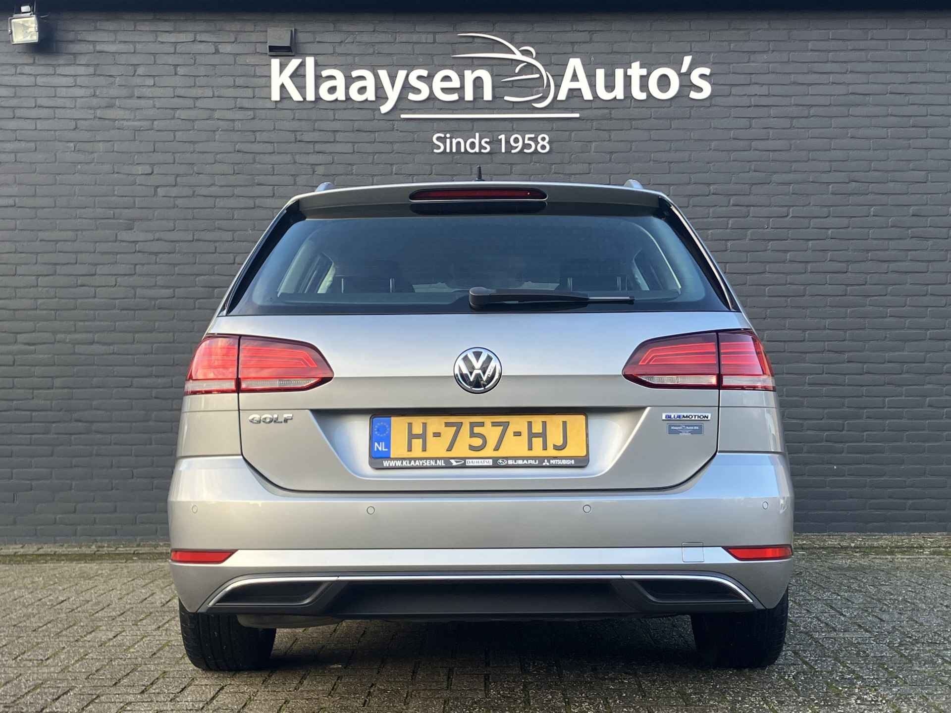 Volkswagen GOLF Variant 1.5 TSI Comfortline Business | 1e eigenaar | dealer onderh. | navigatie | sportstoelen | apple carplay | adaptieve cruise - 7/36