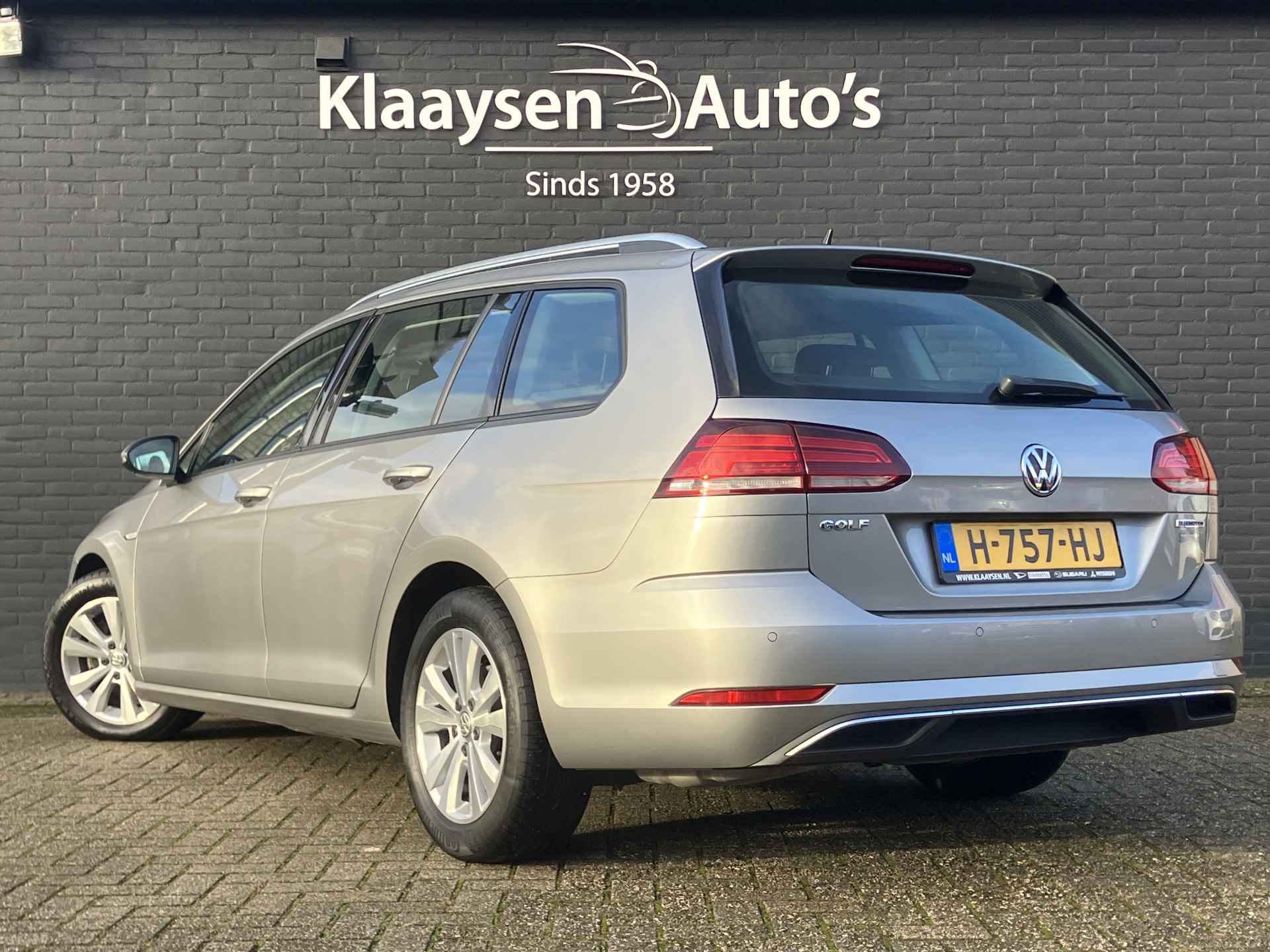 Volkswagen GOLF Variant 1.5 TSI Comfortline Business | 1e eigenaar | dealer onderh. | navigatie | sportstoelen | apple carplay | adaptieve cruise - 8/36