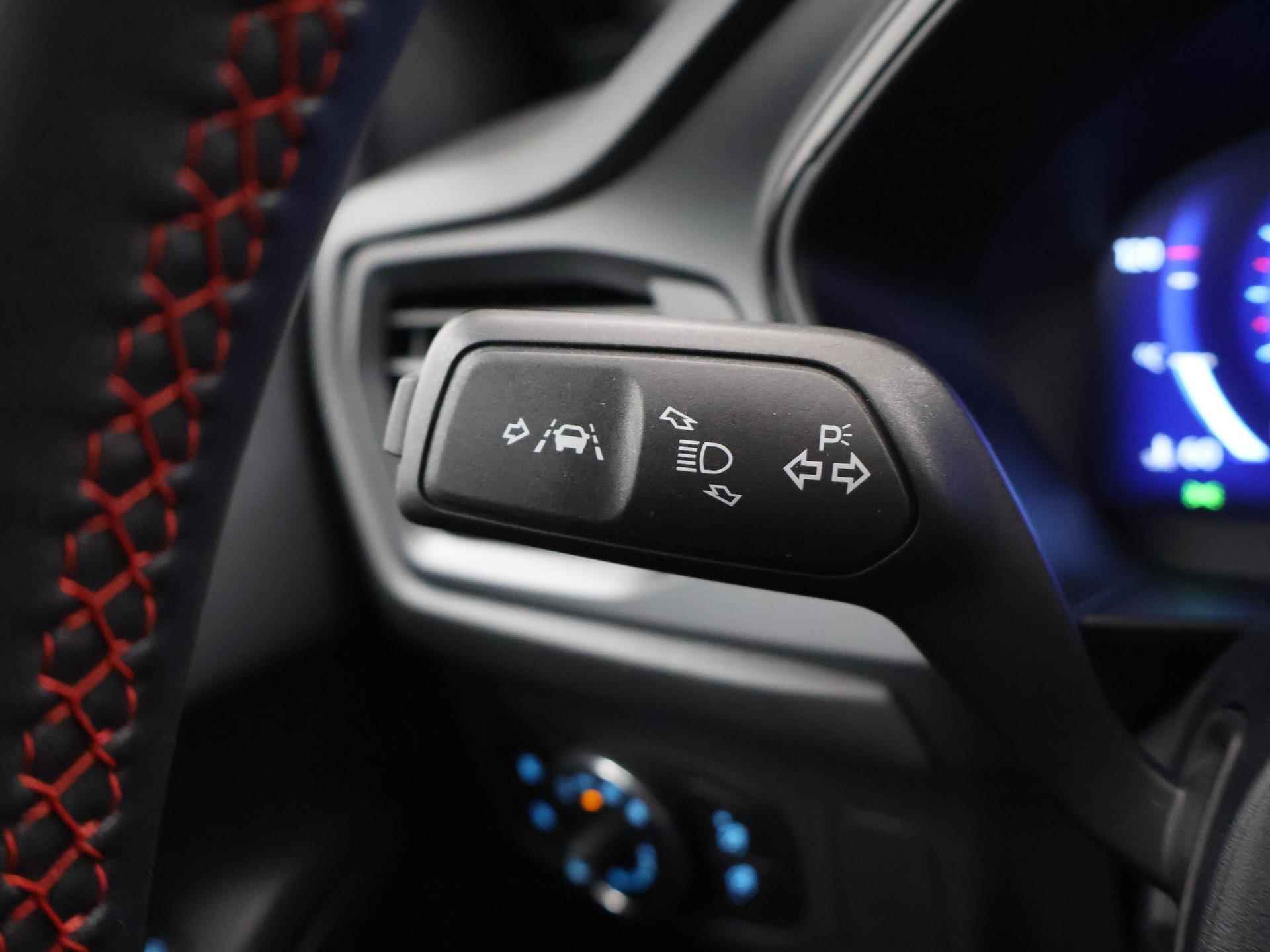 Ford Focus Wagon 1.0 EcoBoost Hybrid 155pk ST Line X | Adaptive Cruise Control | Draadloos CarPlay | Winterpakket | LED koplampen | - 34/42