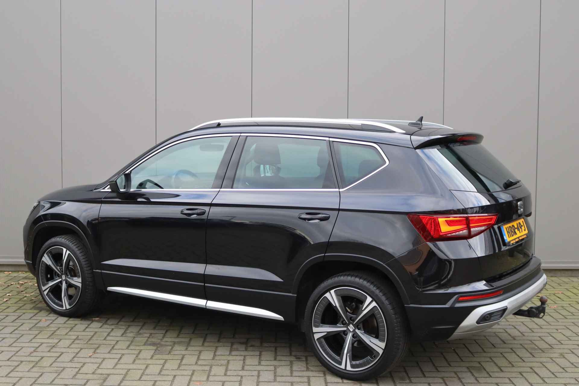 SEAT Ateca 1.5 TSI 150PK Automaat Xperience Trekhaak/Adapt.-cruise/Camera/Carplay-android - 4/37