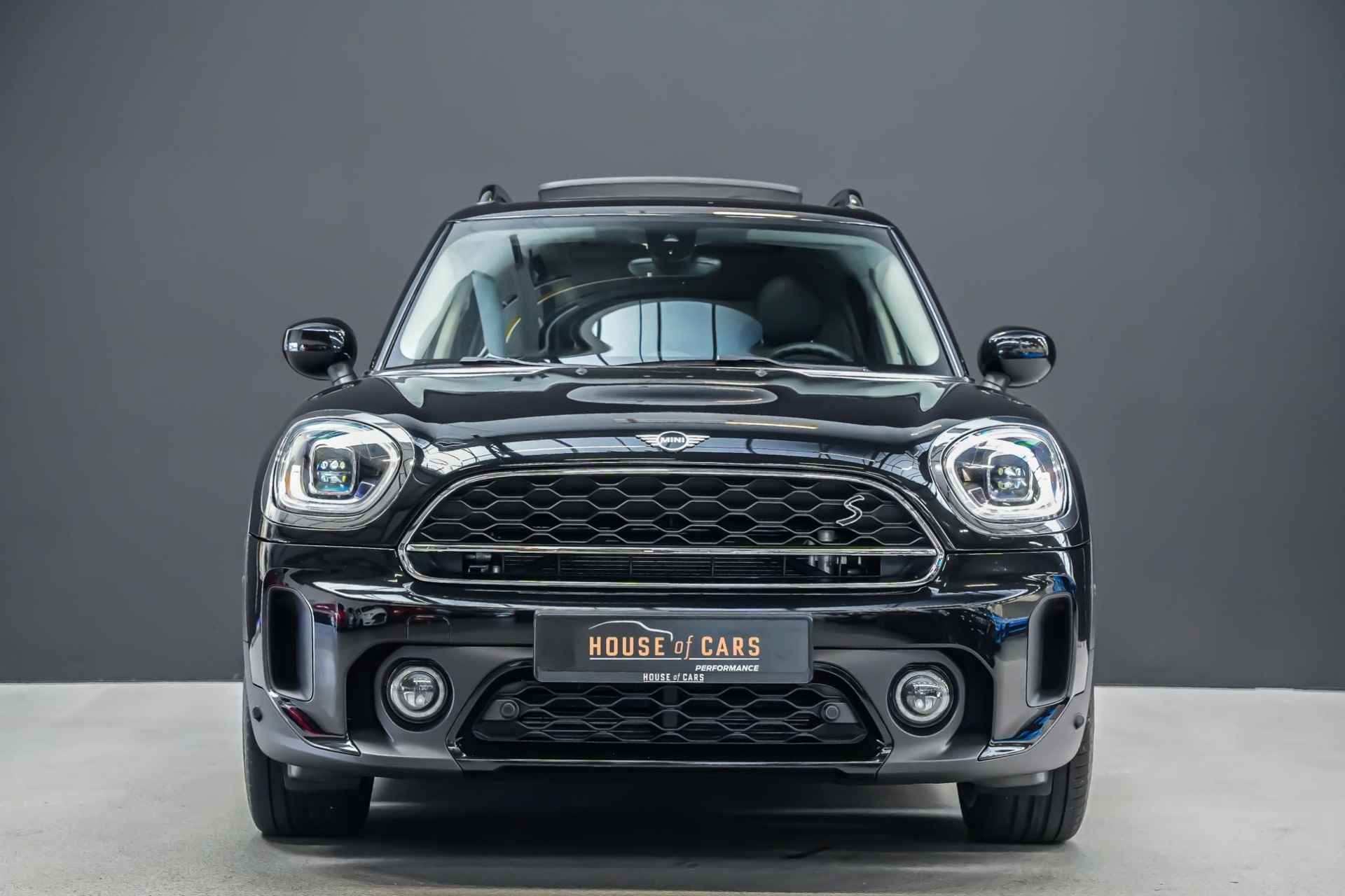 Mini Countryman 2.0 220pk Cooper S E ALL4 |panoramadak|lederen bekleding|Apple Carplay|cruise control|navi|parkeersensoren voor en achter|stoelverwarming|19"| - 14/34