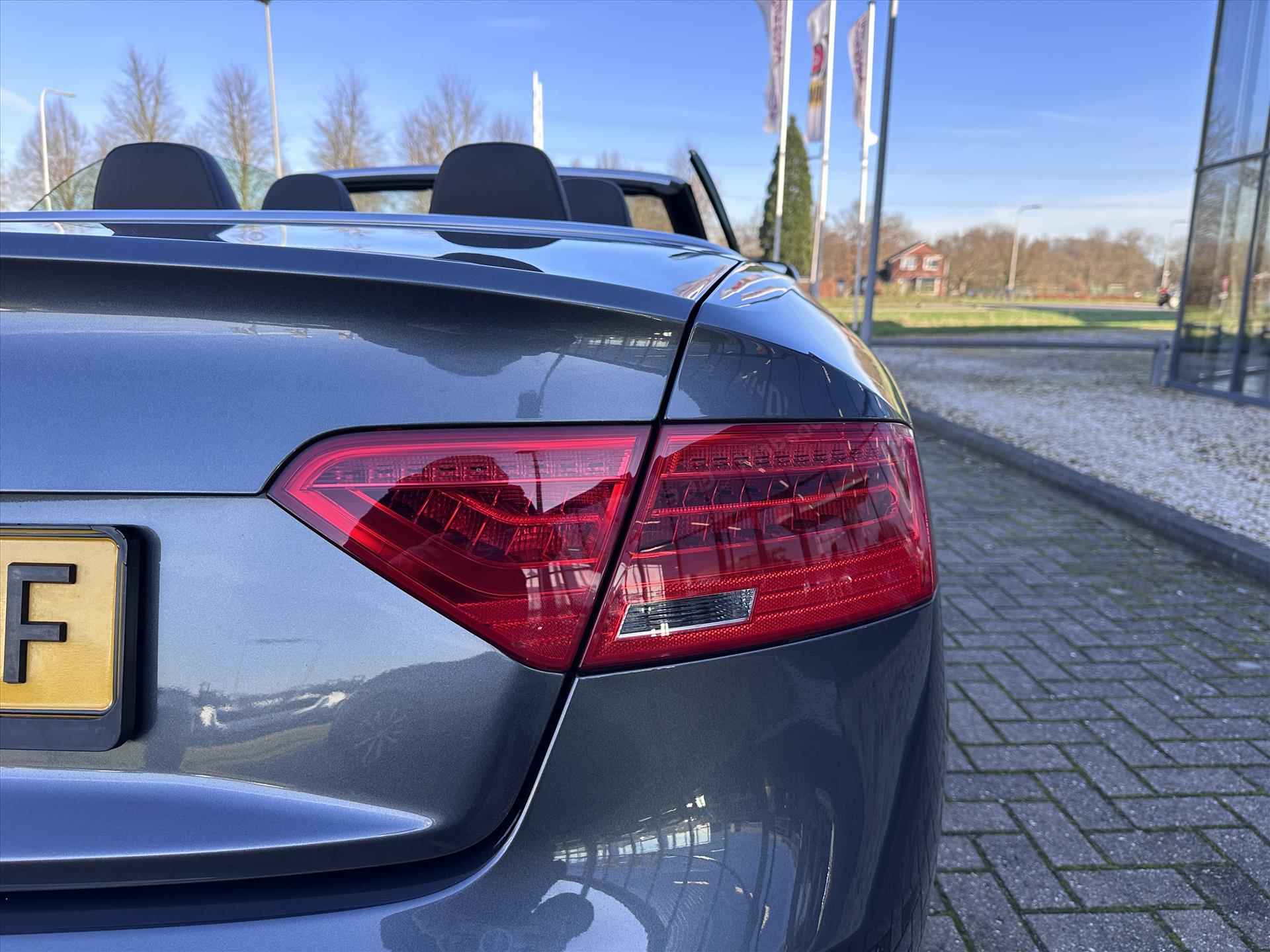 Audi A5 Cabrio 1.8 TFSI / AUT. / S-Line / Navi / Xenon / Trekhaak - 44/56