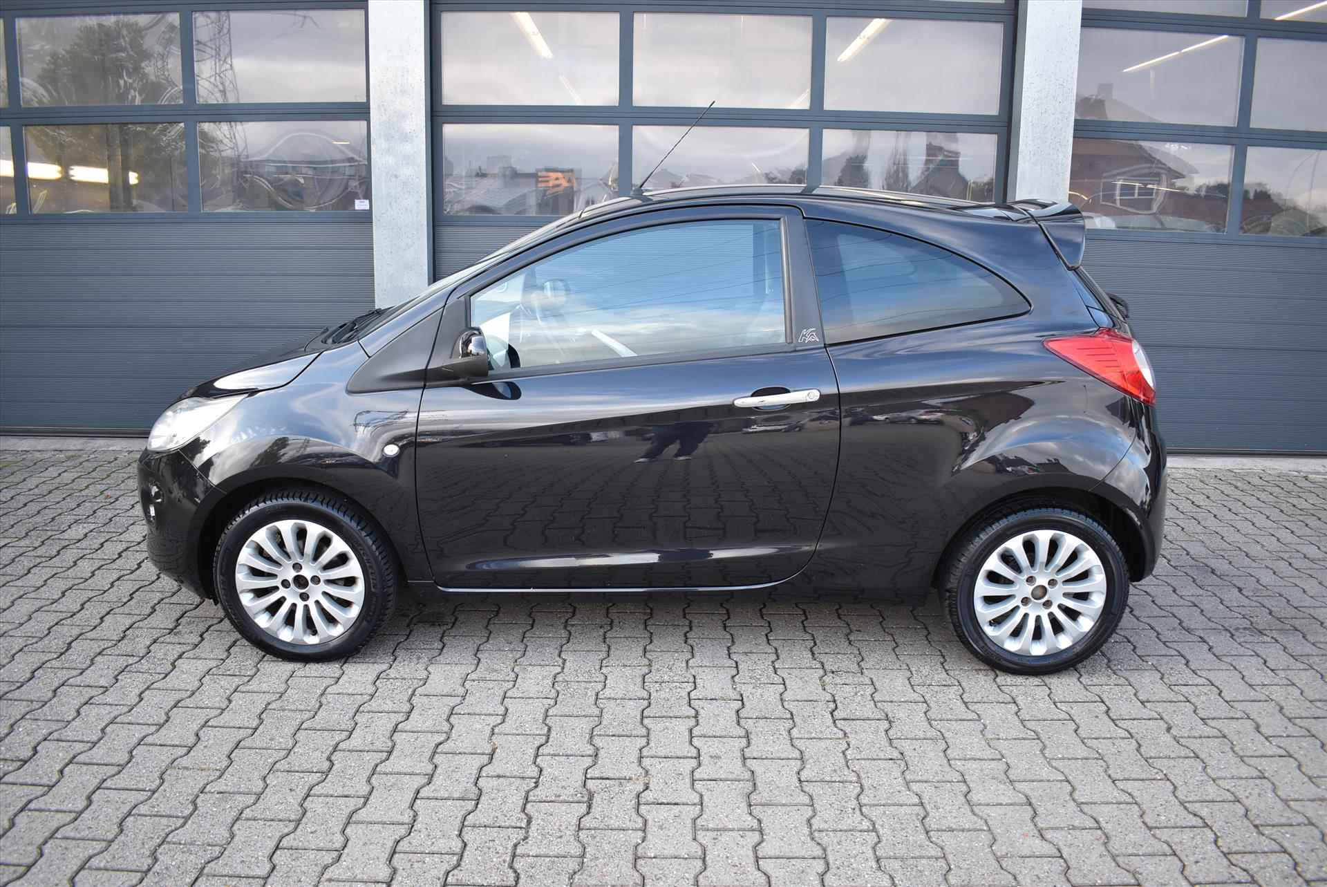 FORD Ka 1.2 69pk Titanium - 2/24