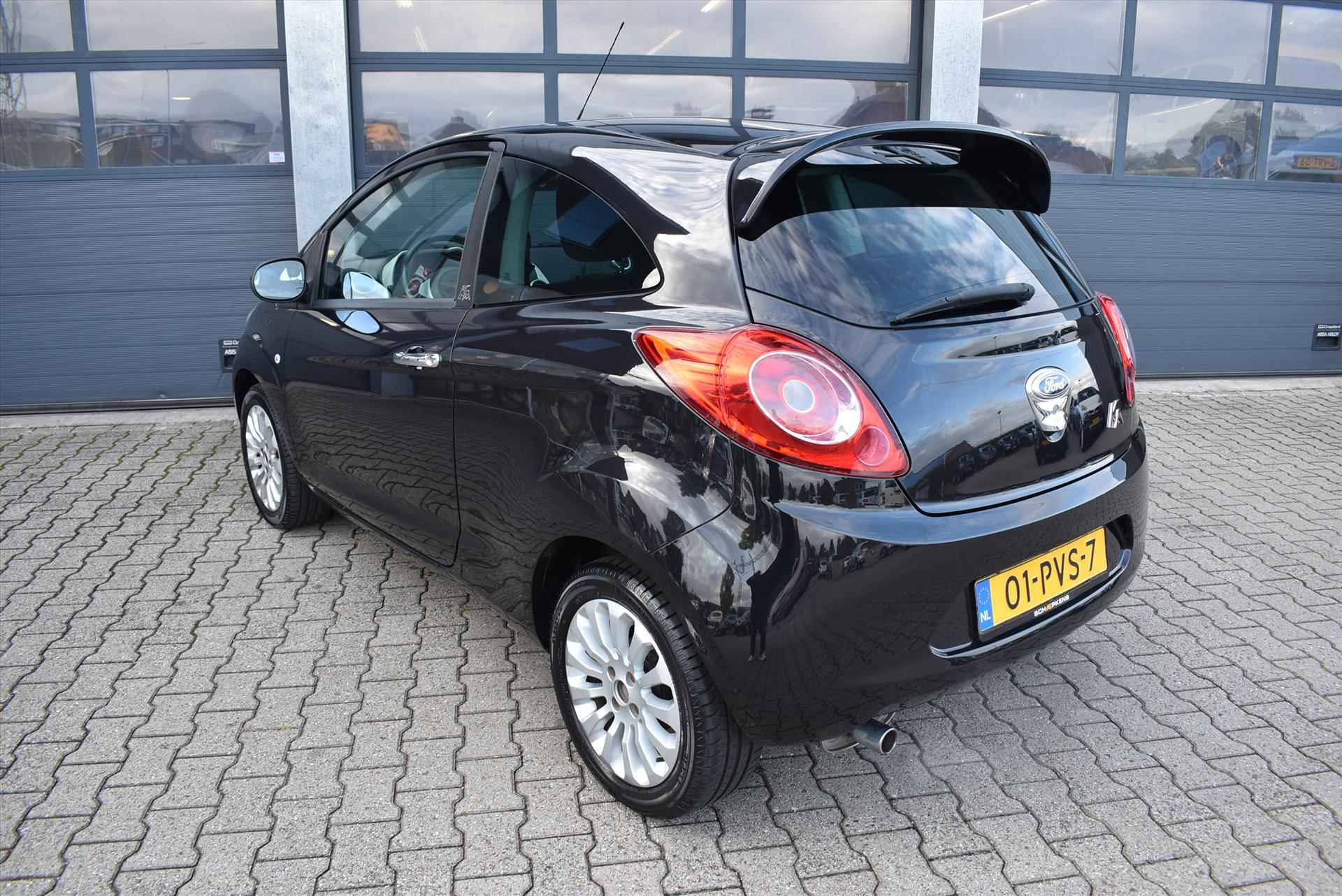 FORD Ka 1.2 69pk Titanium - 3/24