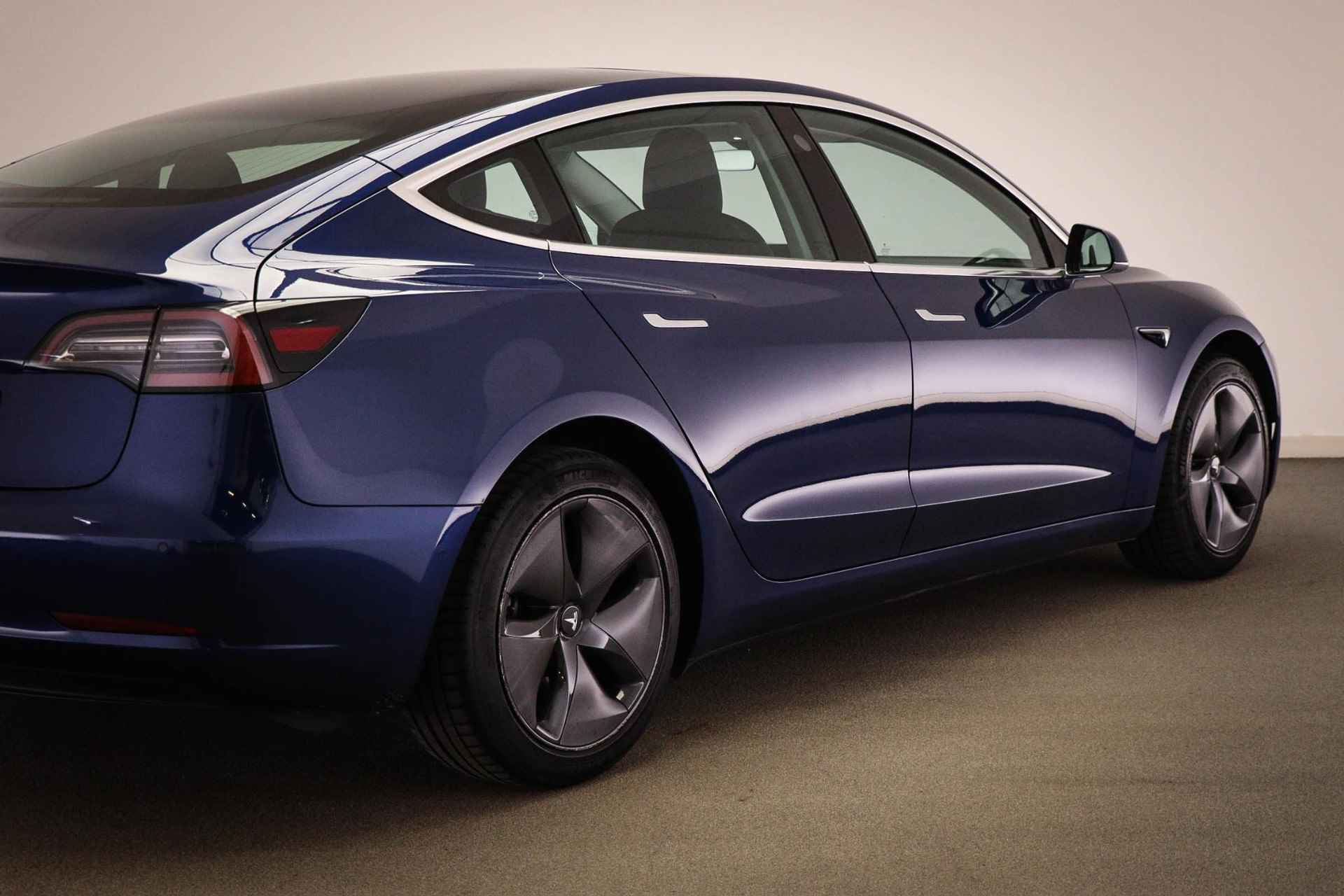 Tesla Model 3 Standard RWD Plus 60 kWh | PANORAMADAK - 22/44