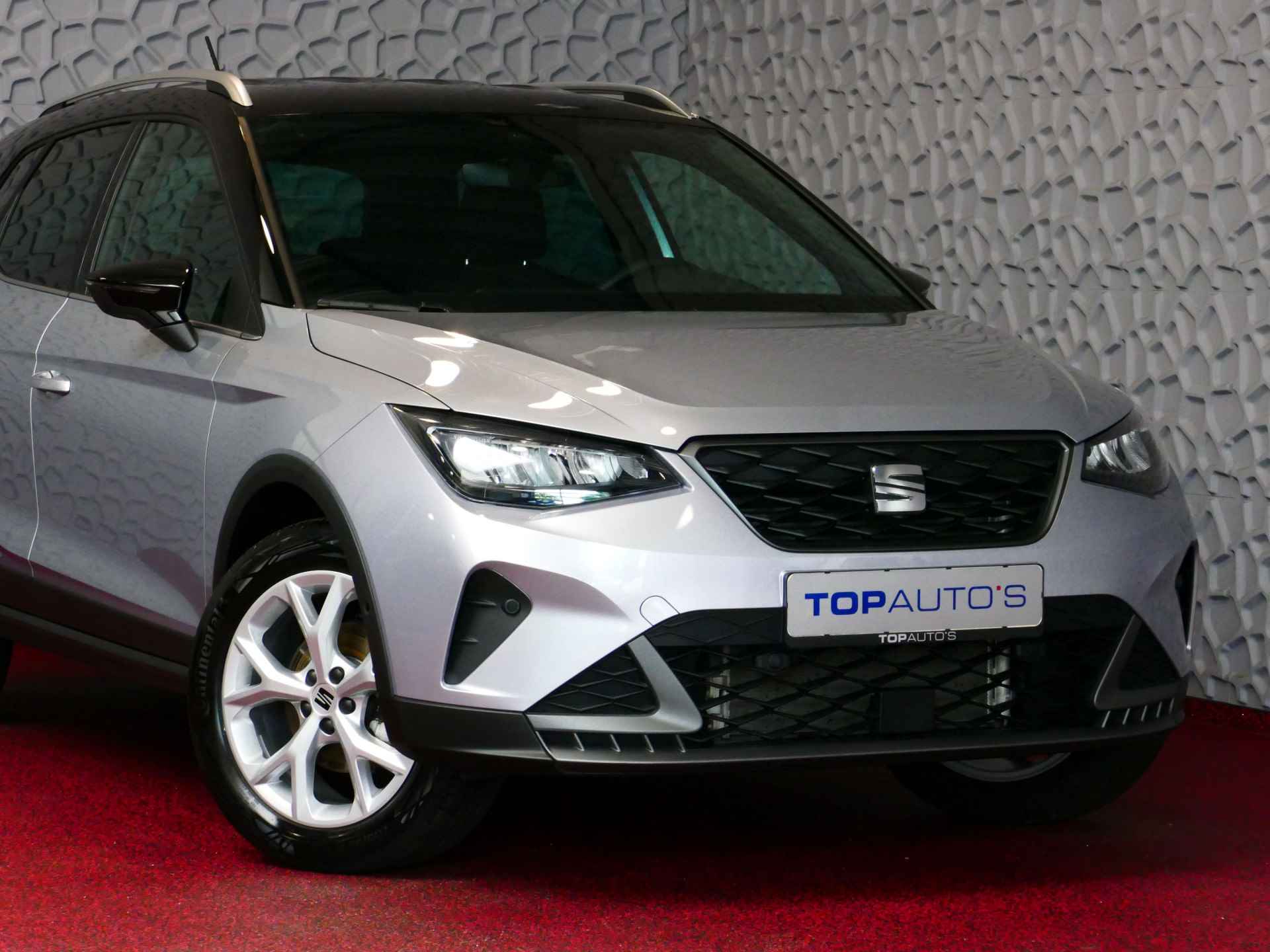 SEAT Arona TSI FR BI-COLOR 110PK LED VIR.COCKPIT CAMERA ADAP.CRUISE 17''LMV 12/2023 - 52/72