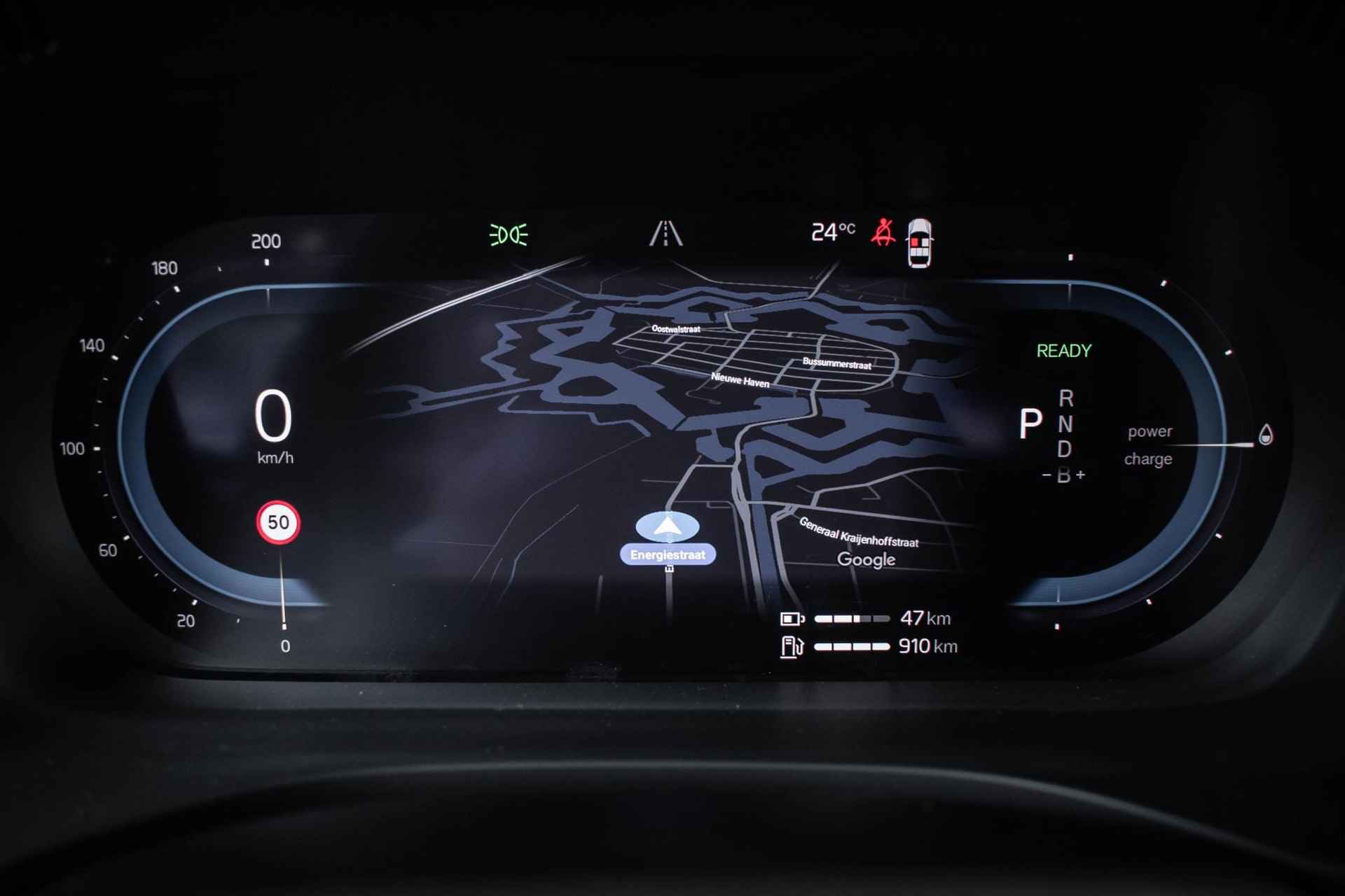 Volvo XC60 Recharge T6 Automaat AWD Plus Bright | Longe Range | Nieuwe auto | Direct leverbaar | Harman Kardon premium audio | 360° parkeercamera | Google infotainment | Stoelverwarming | Parkeersensoren voor + achter | Panoramadak | - 19/35