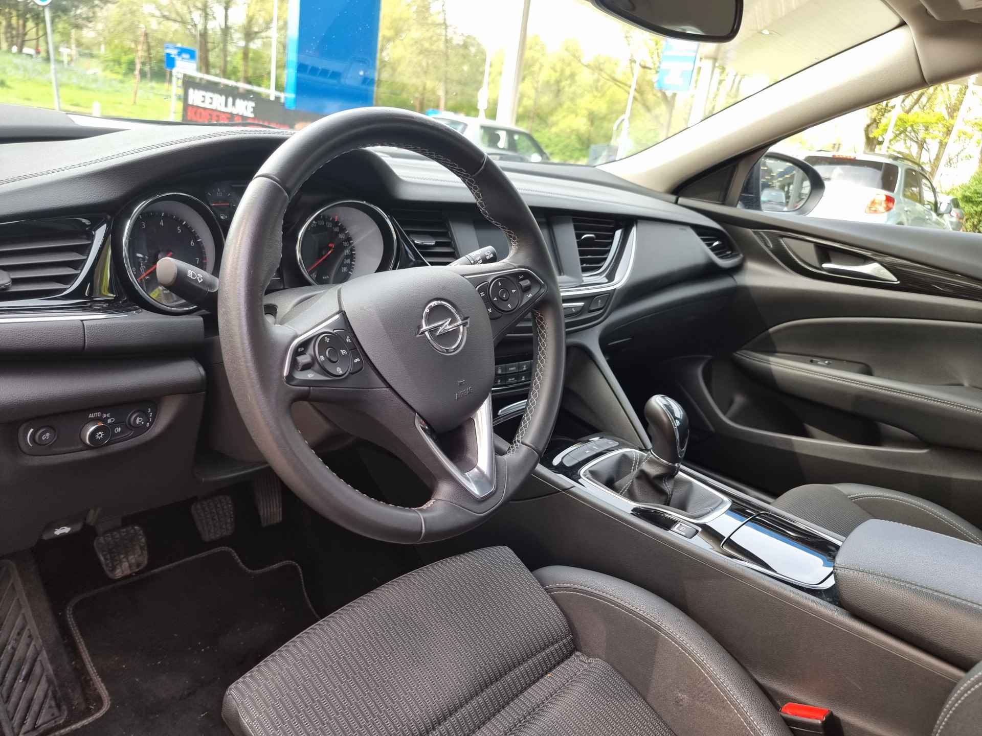 Opel Insignia Sports Tourer 1.5 Turbo Business Executive | Navi | Camera | Apple Carplay/Android | Cruise control 12 mnd BOVAG garantie Whatsapp 06-53188999 - 12/30