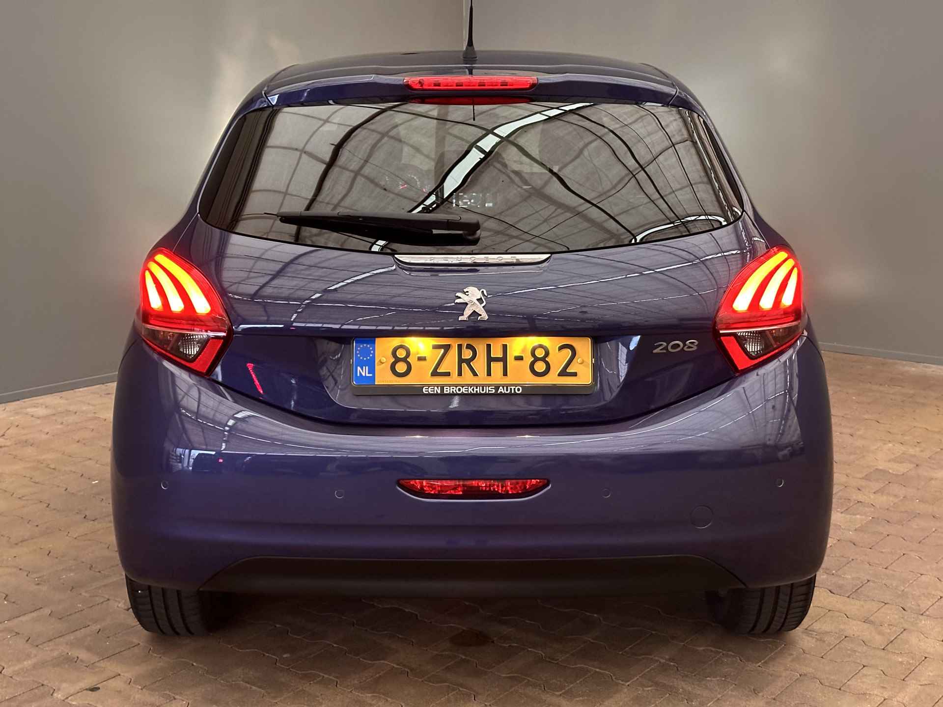 Peugeot 208 1.2 82PK Style Pack Plus | Panorama dak | Sensoren Achter | Navigatie | Donker Glas | Chroom | Clima | Cruise | Bluetooth | Chroom - 14/22