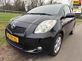 Toyota Yaris 1.3 VVTi Luna compleet onderhouden