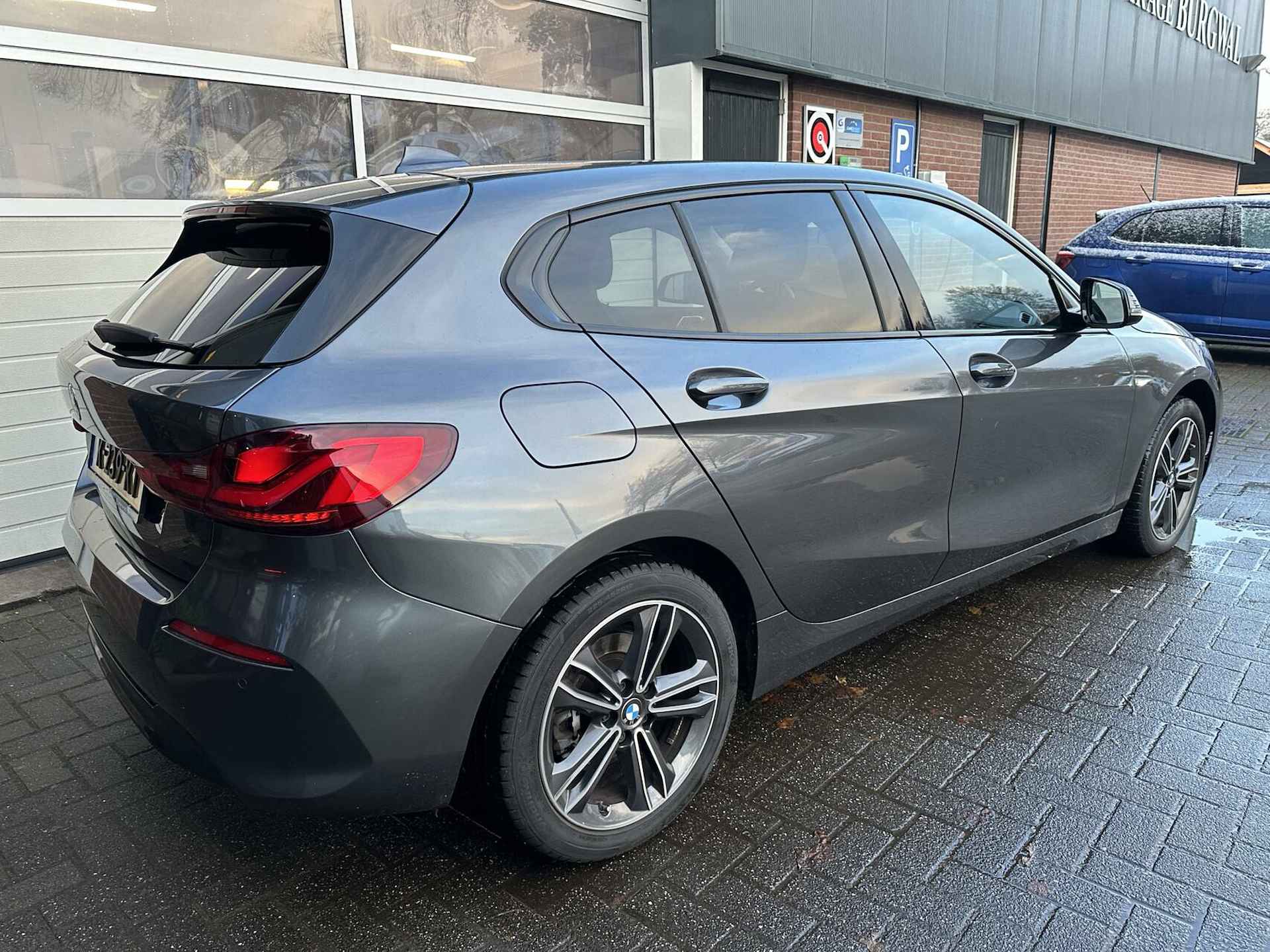 BMW 1-serie 118i Executive LED/CARPLAY *ALL-IN PRIJS* - 10/29