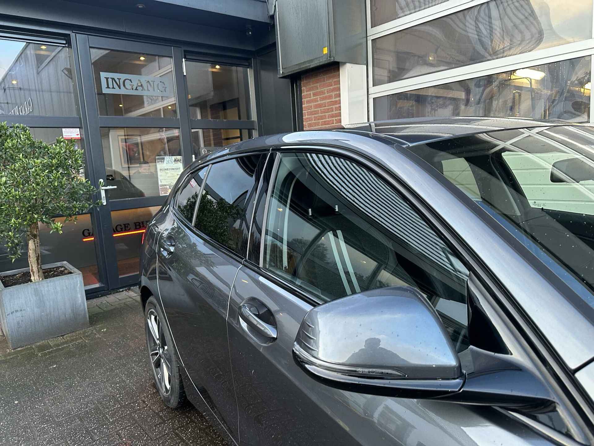 BMW 1-serie 118i Executive LED/CARPLAY *ALL-IN PRIJS* - 4/29