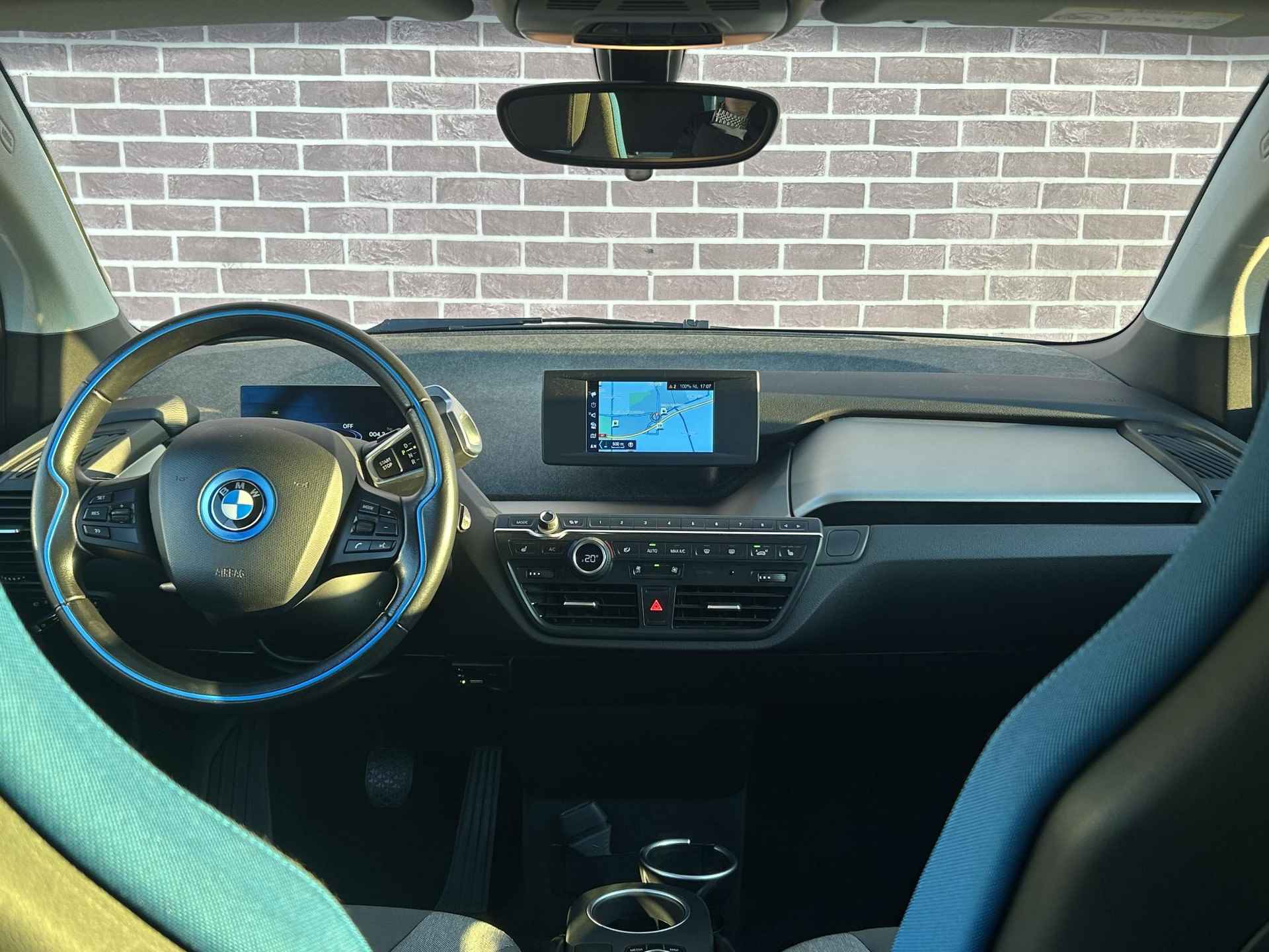 BMW i3 120Ah 42 kWh | Sport Pakket | Navigatie | Parkeersensoren Achter |  20" Lichtmetalen Velgen | Stoelverwarming | - 3/36