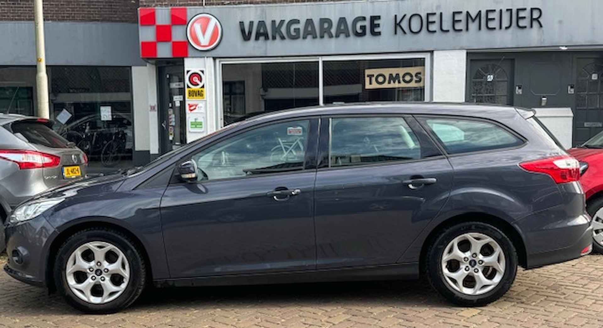 Ford Focus Wagon 1.0 EcoB. Lease Tr - 2/17