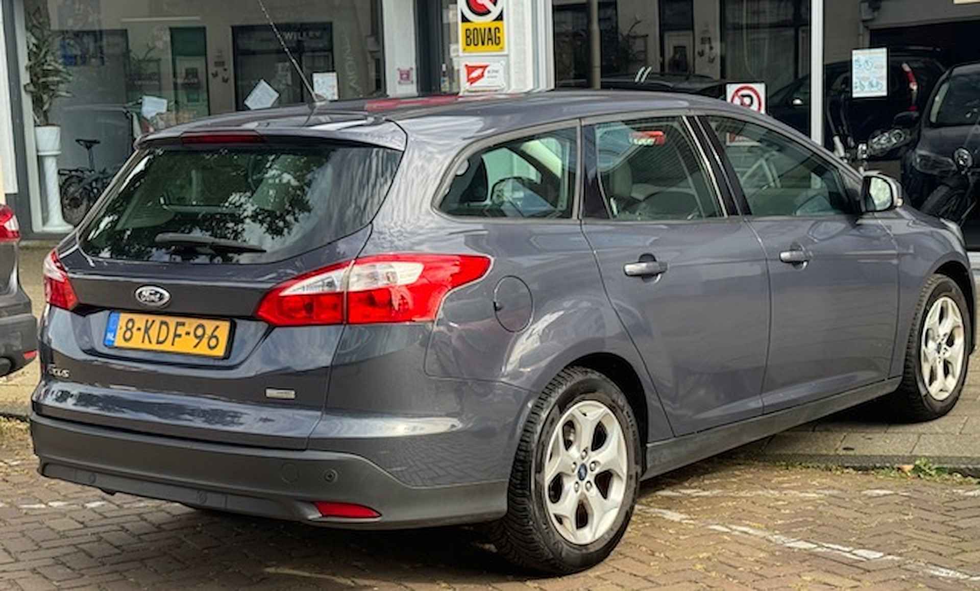 Ford Focus Wagon 1.0 EcoB. Lease Tr - 3/17