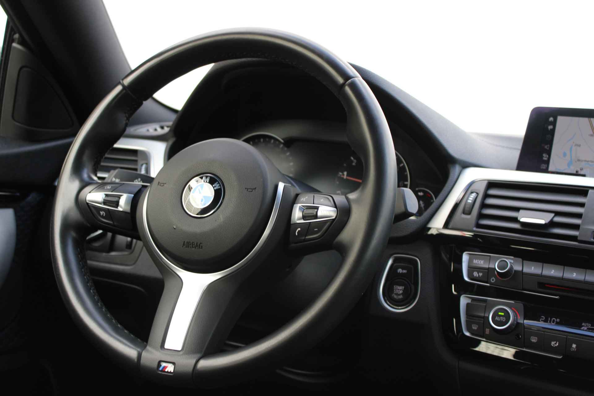 BMW 4 Serie Gran Coupé 418i 136PK Automaat Executive Edition | M Pakket Sport | Alarm Klasse 3 | 18'' LMV | PDC v+a | Led Koplampen - 26/45