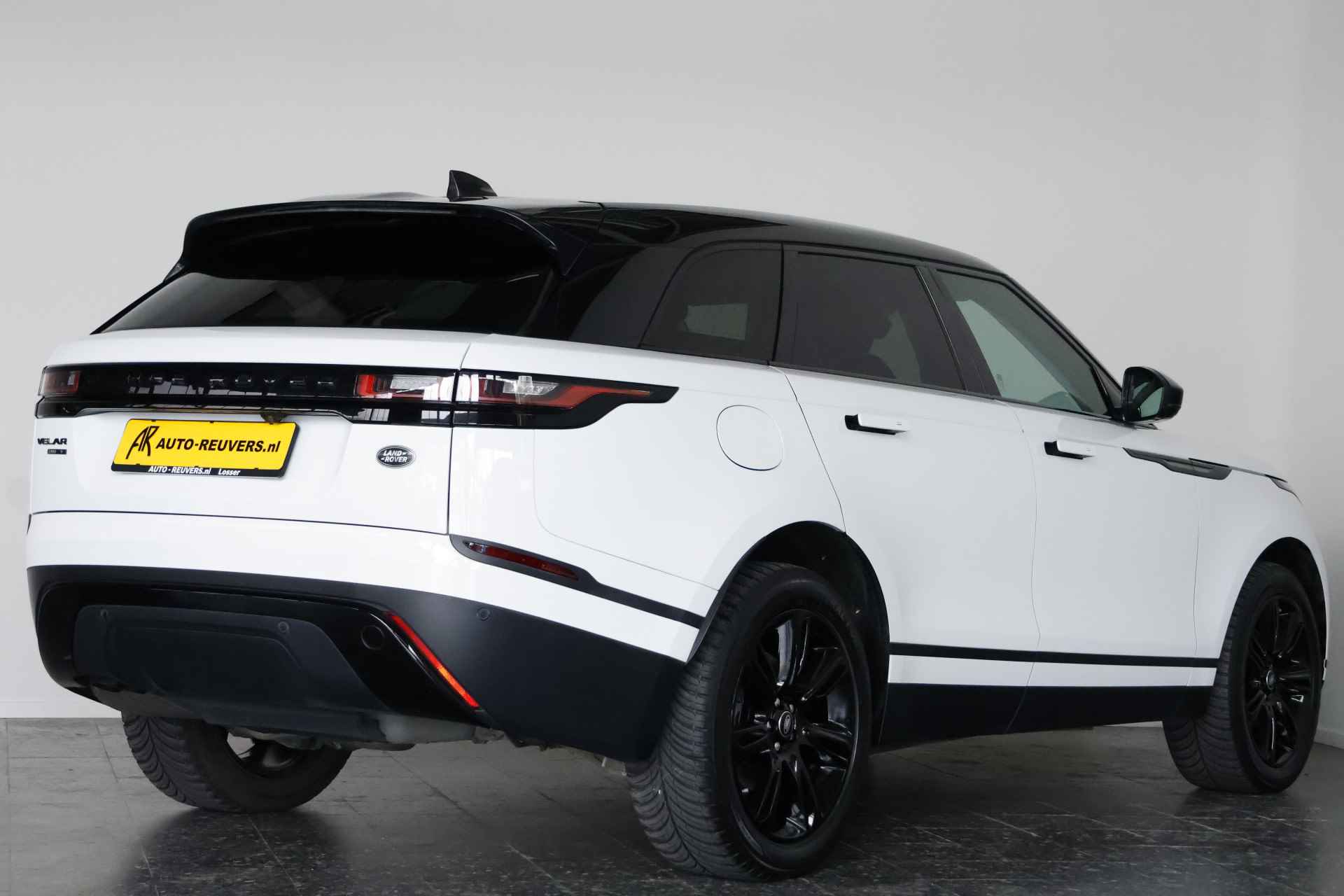 Land Rover Range Rover Velar 2.0 D180 AWD S / Leder / LED / Meridian / CarPlay / DAB - 2/38