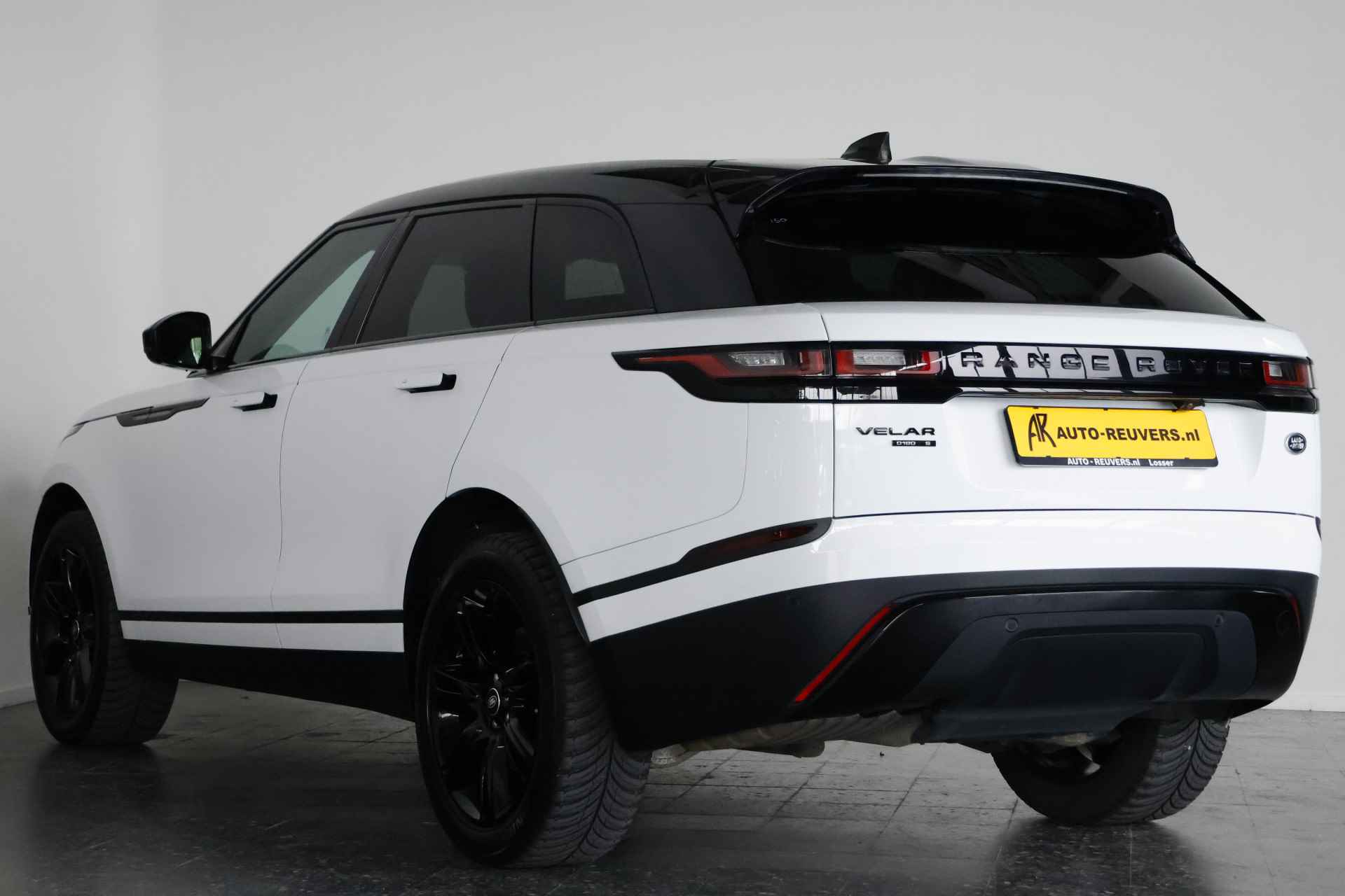 Land Rover Range Rover Velar 2.0 D180 AWD S / Leder / LED / Meridian / CarPlay / DAB - 10/38