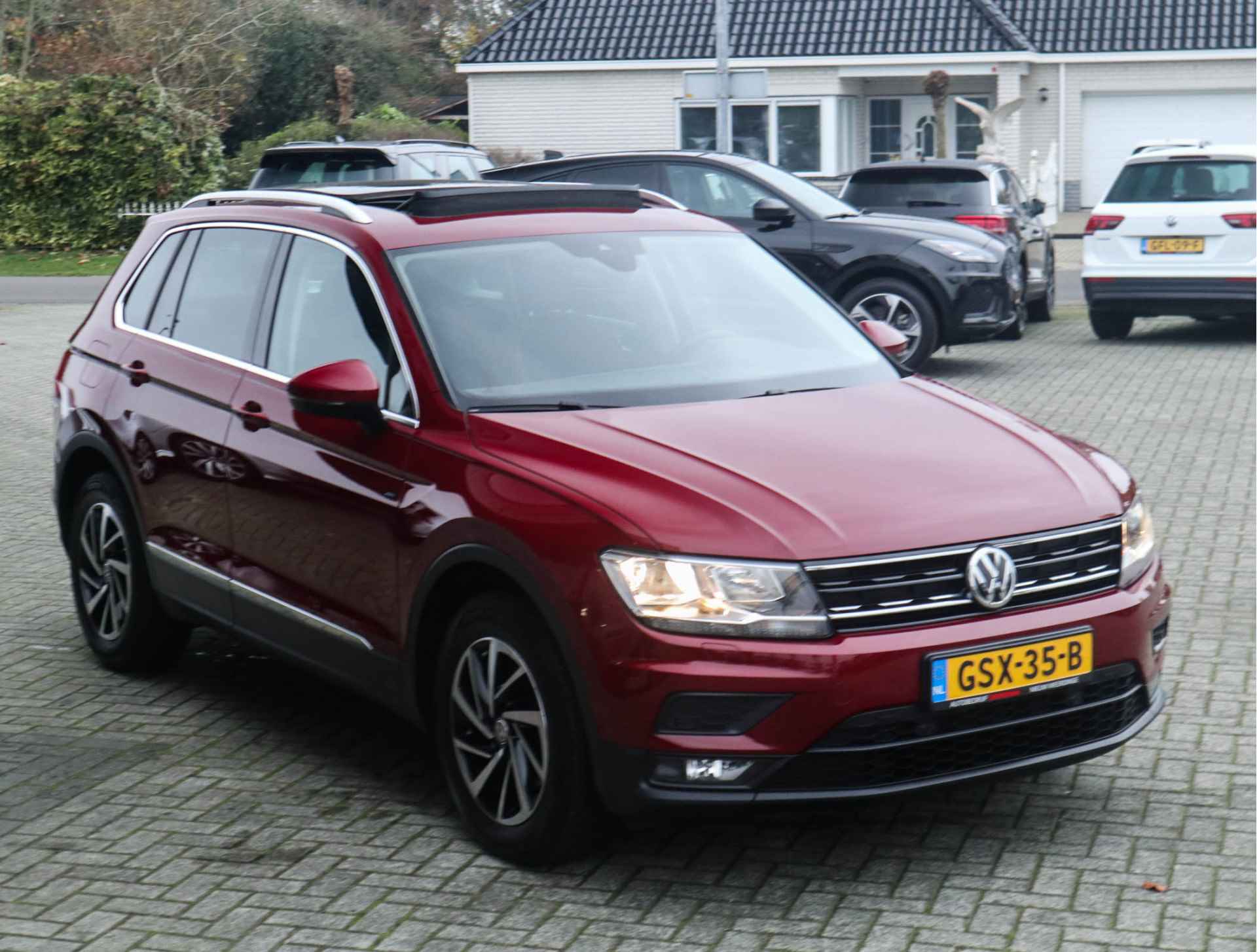 Volkswagen Tiguan 1.5 TSI ACT Comfortline Business Navi/Clima/Adapt.Cruise/Panodak/Elek.Klep/Trekhaak - 6/34