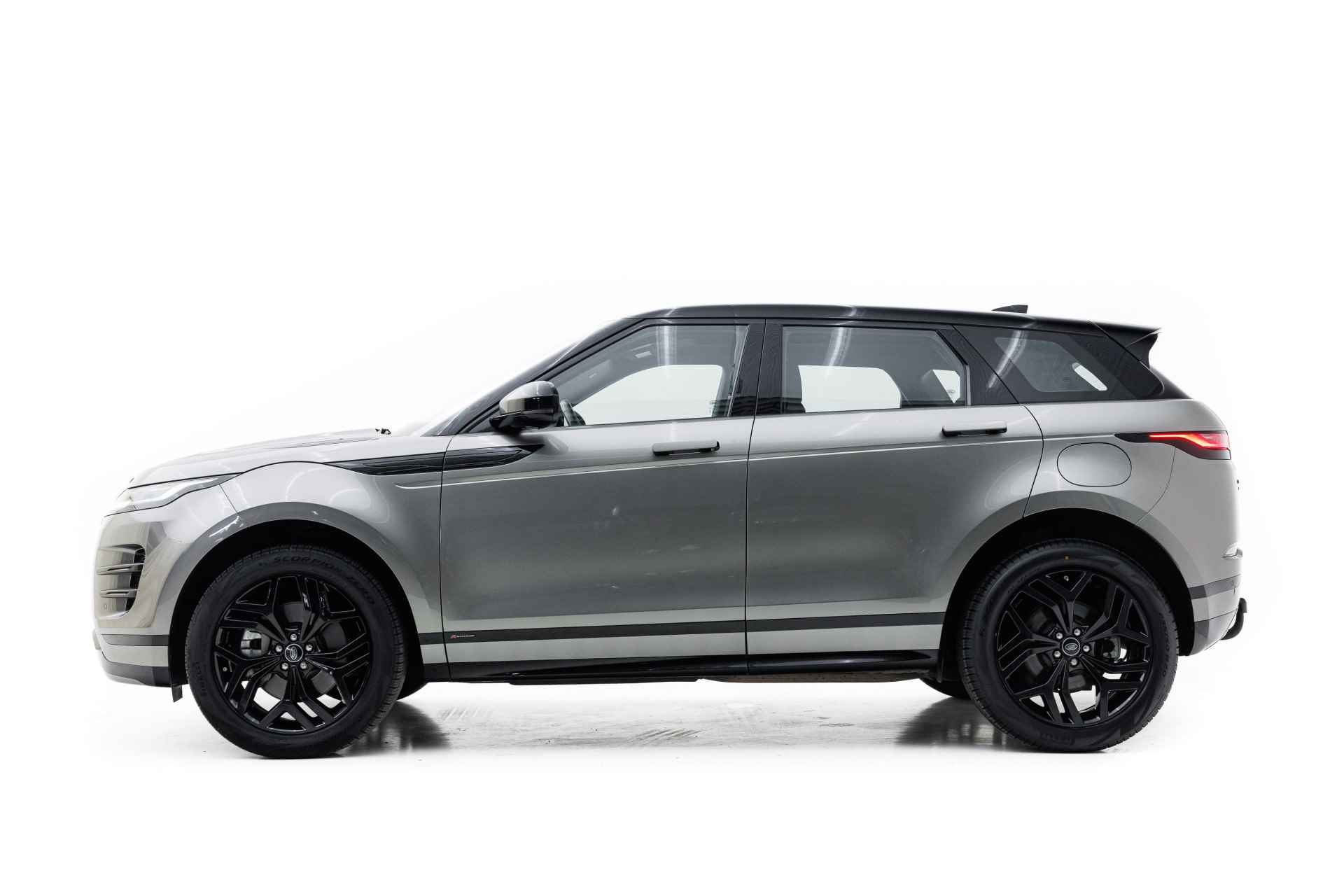 Land Rover Range Rover Evoque P300e AWD R-Dynamic S Panoramadak | Black Pack | Afn trekhaak | 20 Inch | Leder - 3/37