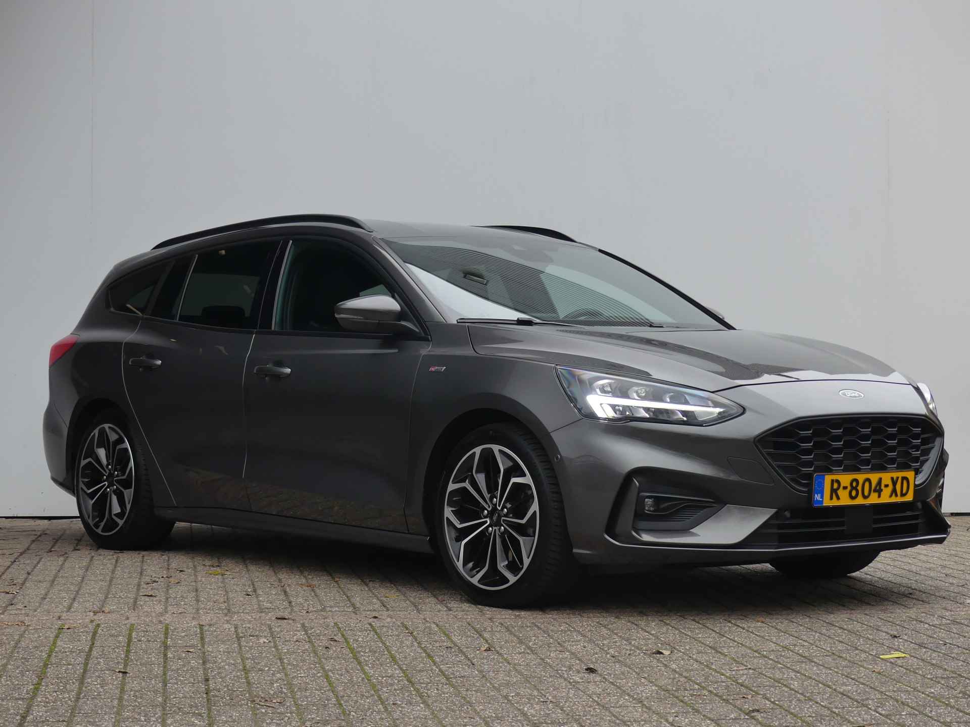 Ford Focus Wagon 1.0 EcoBoost 125PK Hybrid ST Line X Business | CAMERA | STOEL+STUUR+VOORRUITVERWARMING | 18'' LMV | LED-KOPLAMPEN | - 5/39